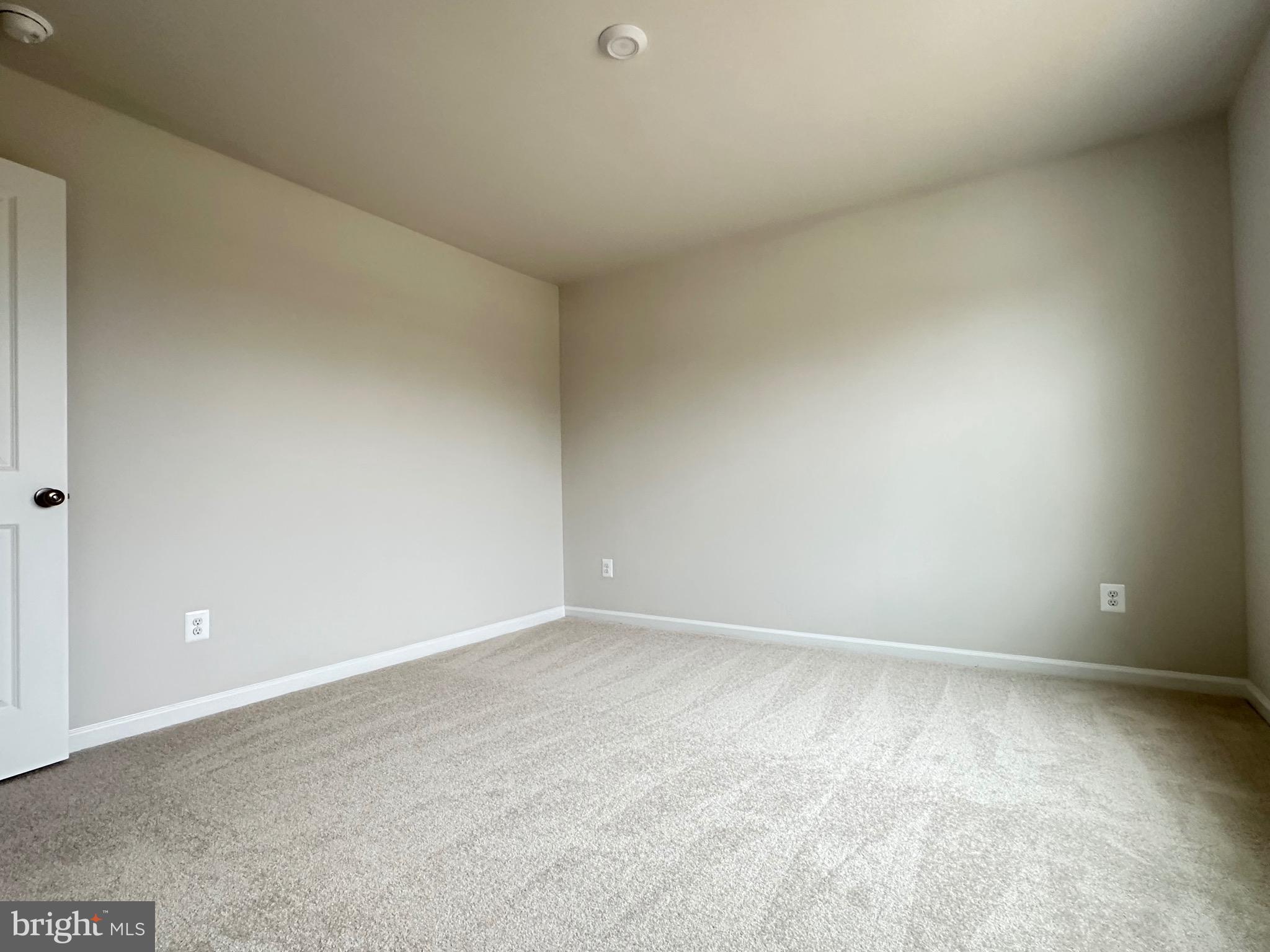 STONE SPRING - Residential Lease