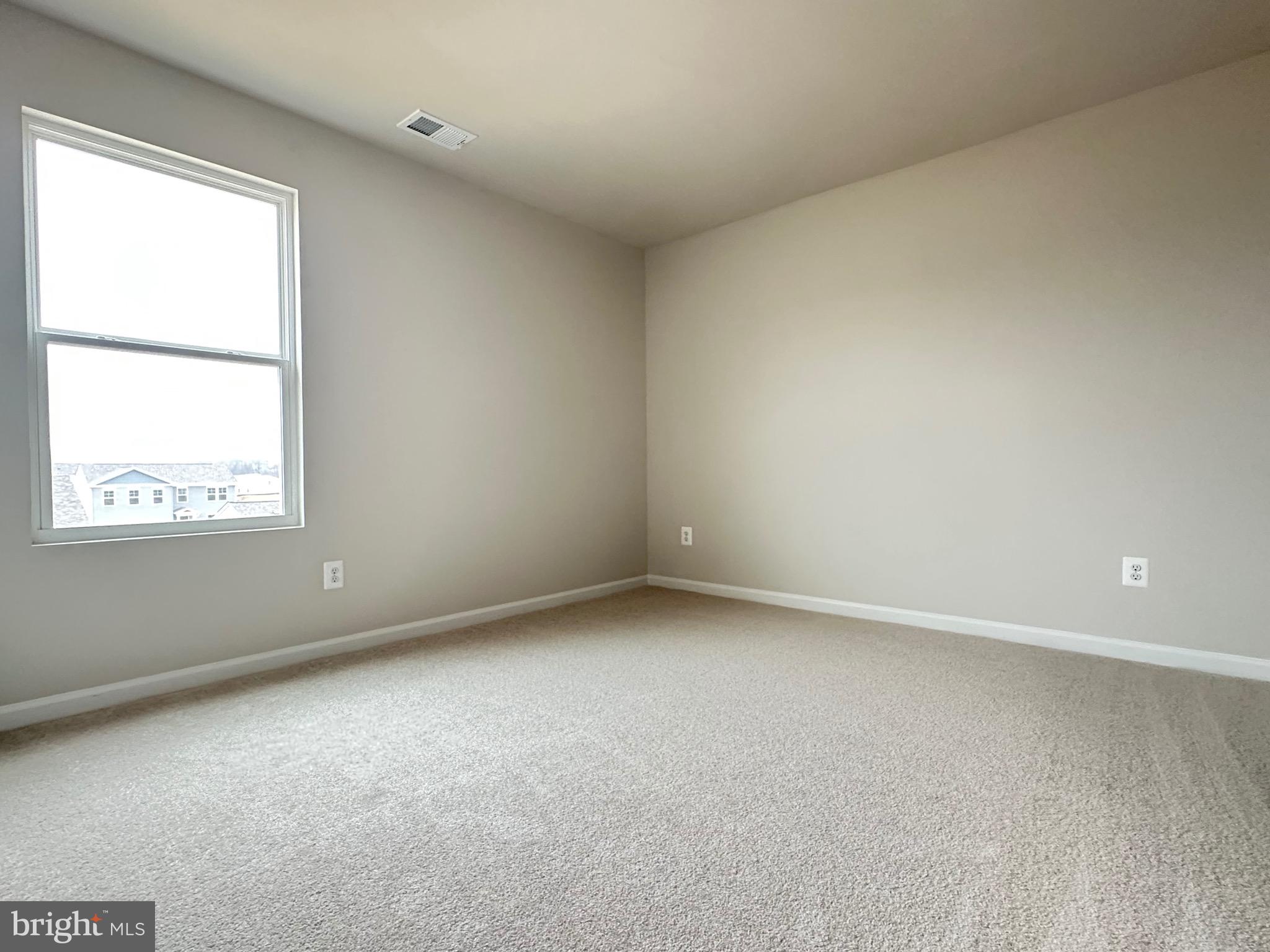 STONE SPRING - Residential Lease