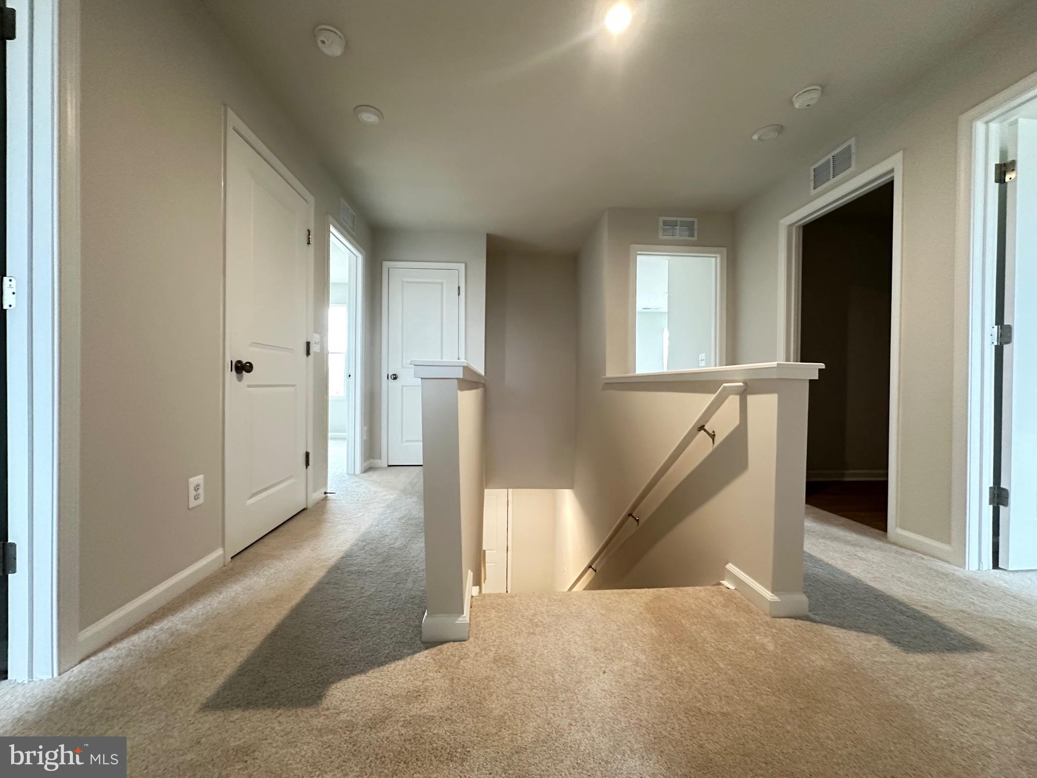 STONE SPRING - Residential Lease