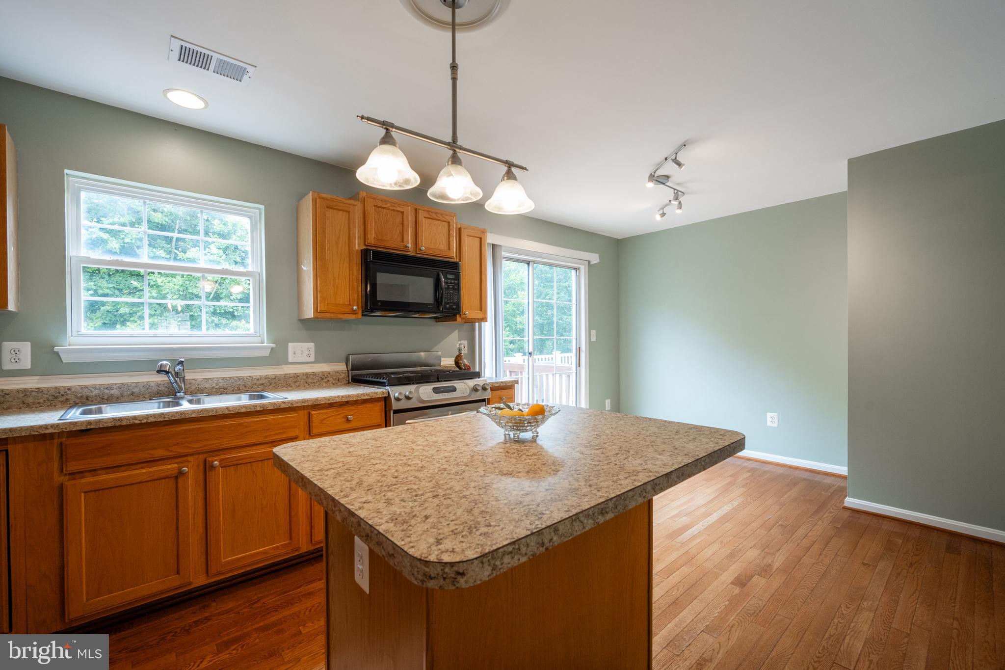 LAKE TERRAPIN/RIDGEFIELD - Residential