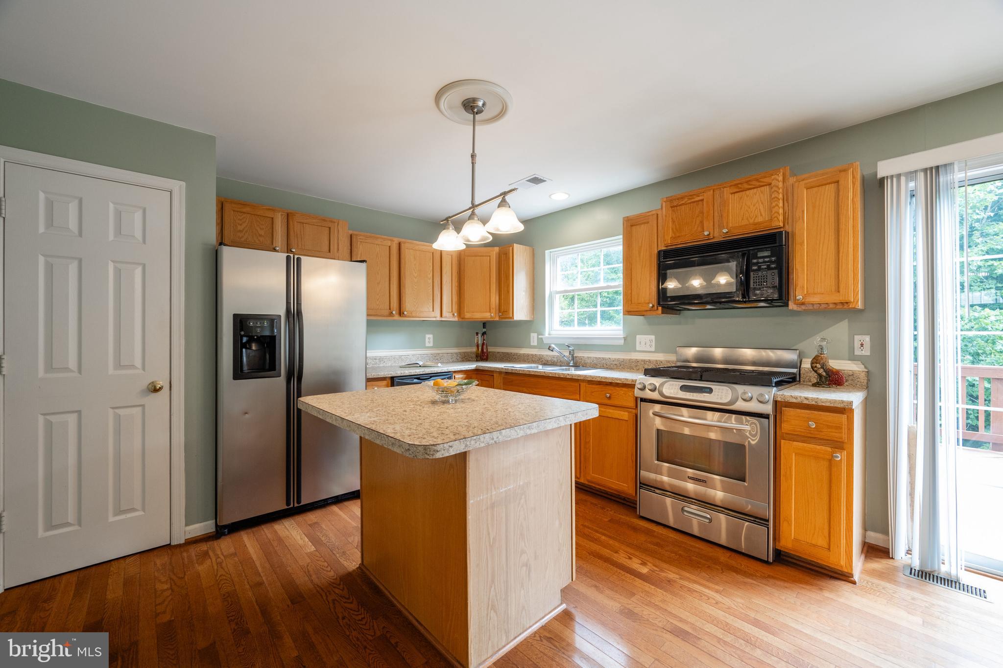 LAKE TERRAPIN/RIDGEFIELD - Residential