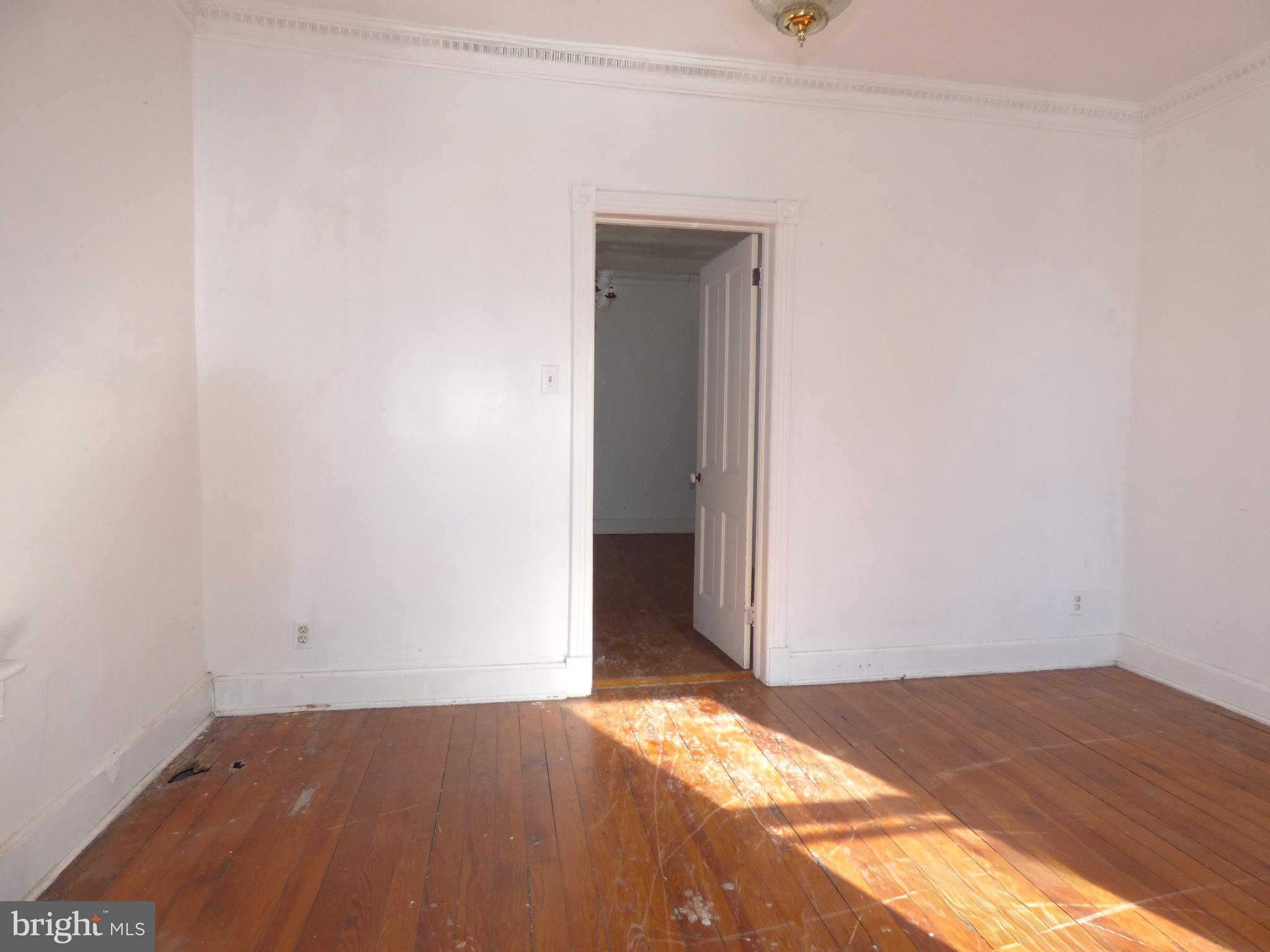 HAGERSTOWN - Residential