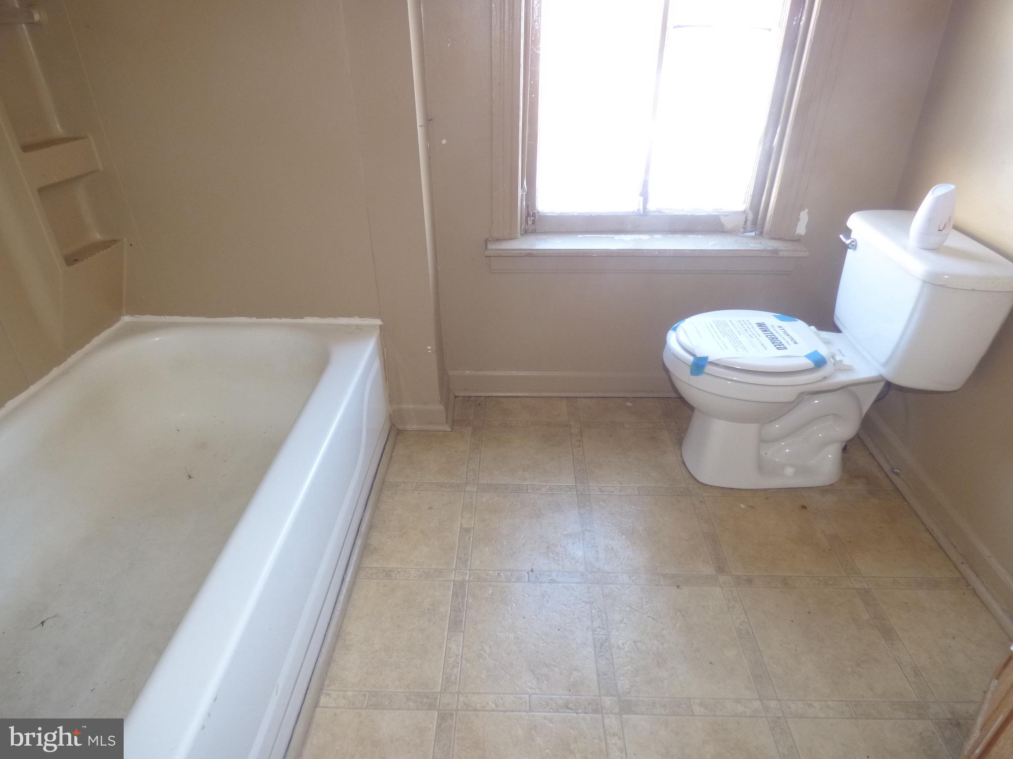 HAGERSTOWN - Residential