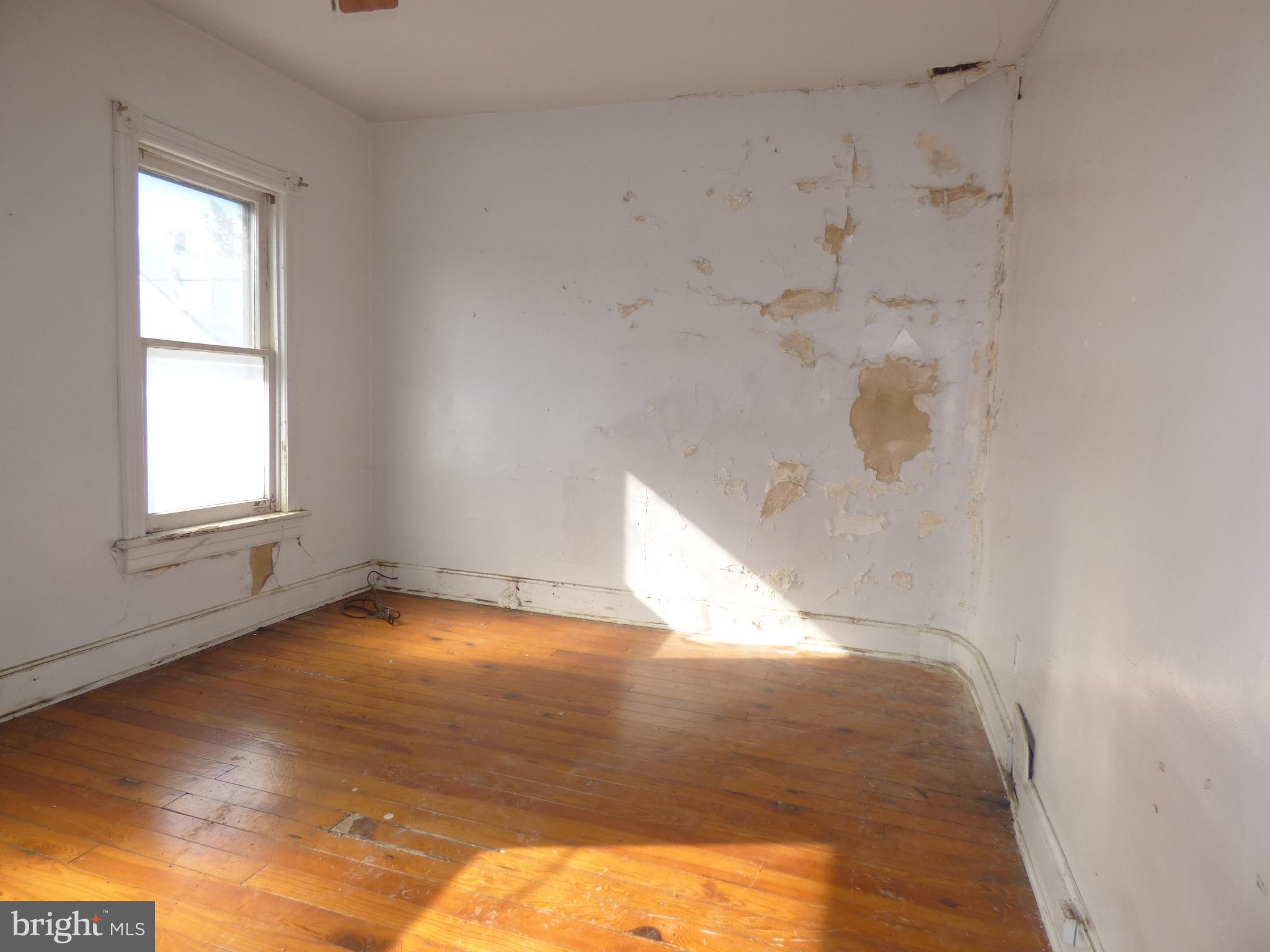 HAGERSTOWN - Residential