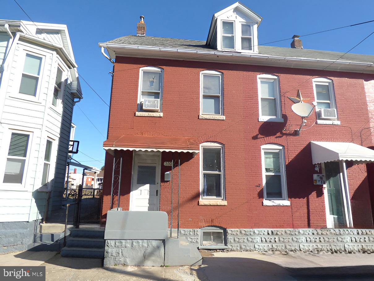 HAGERSTOWN - Residential