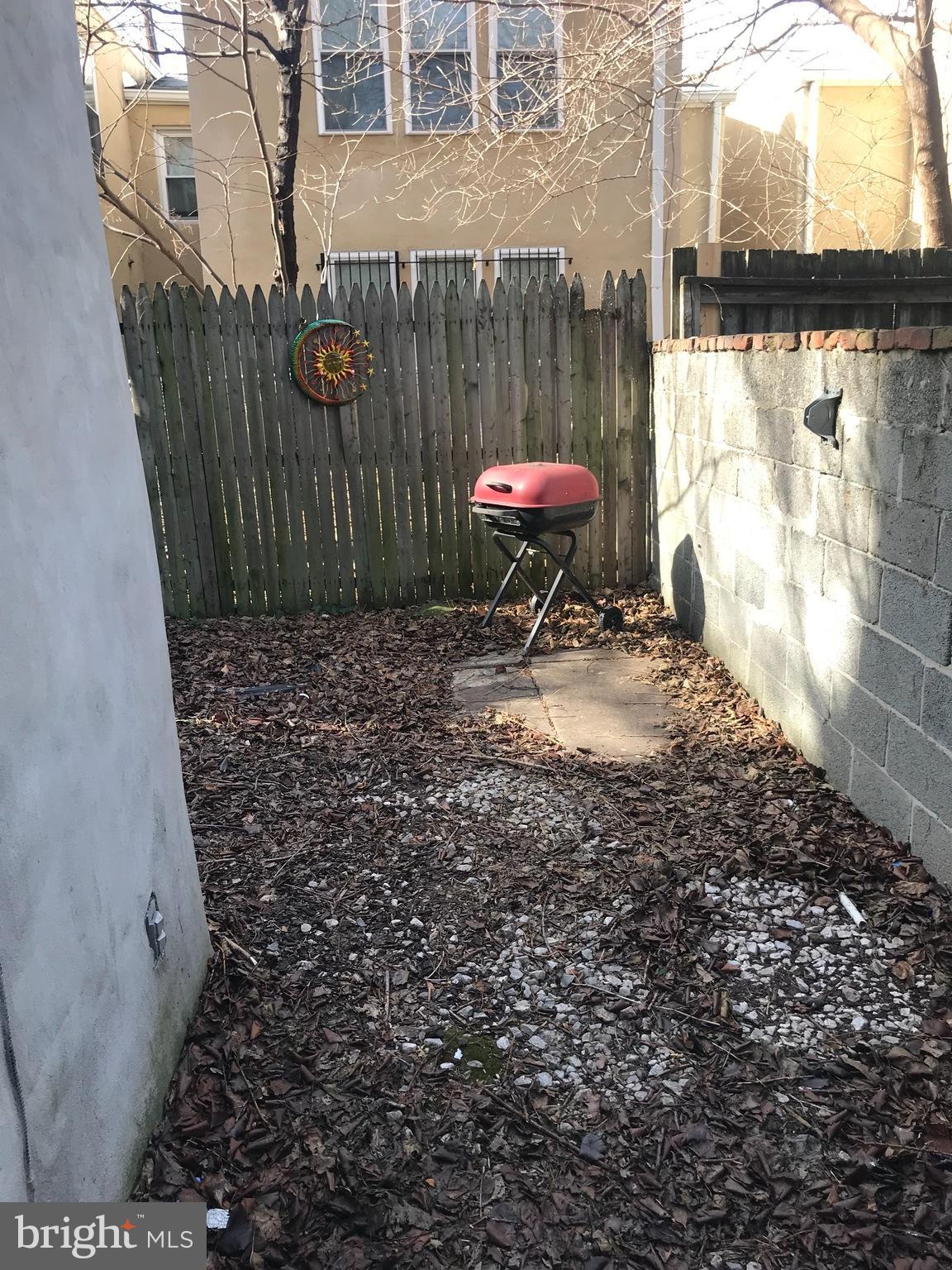 FEDERAL HILL HISTORIC DISTRICT - Residential Lease