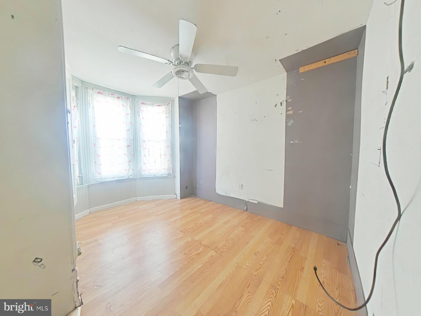 SHARSWOOD - Residential