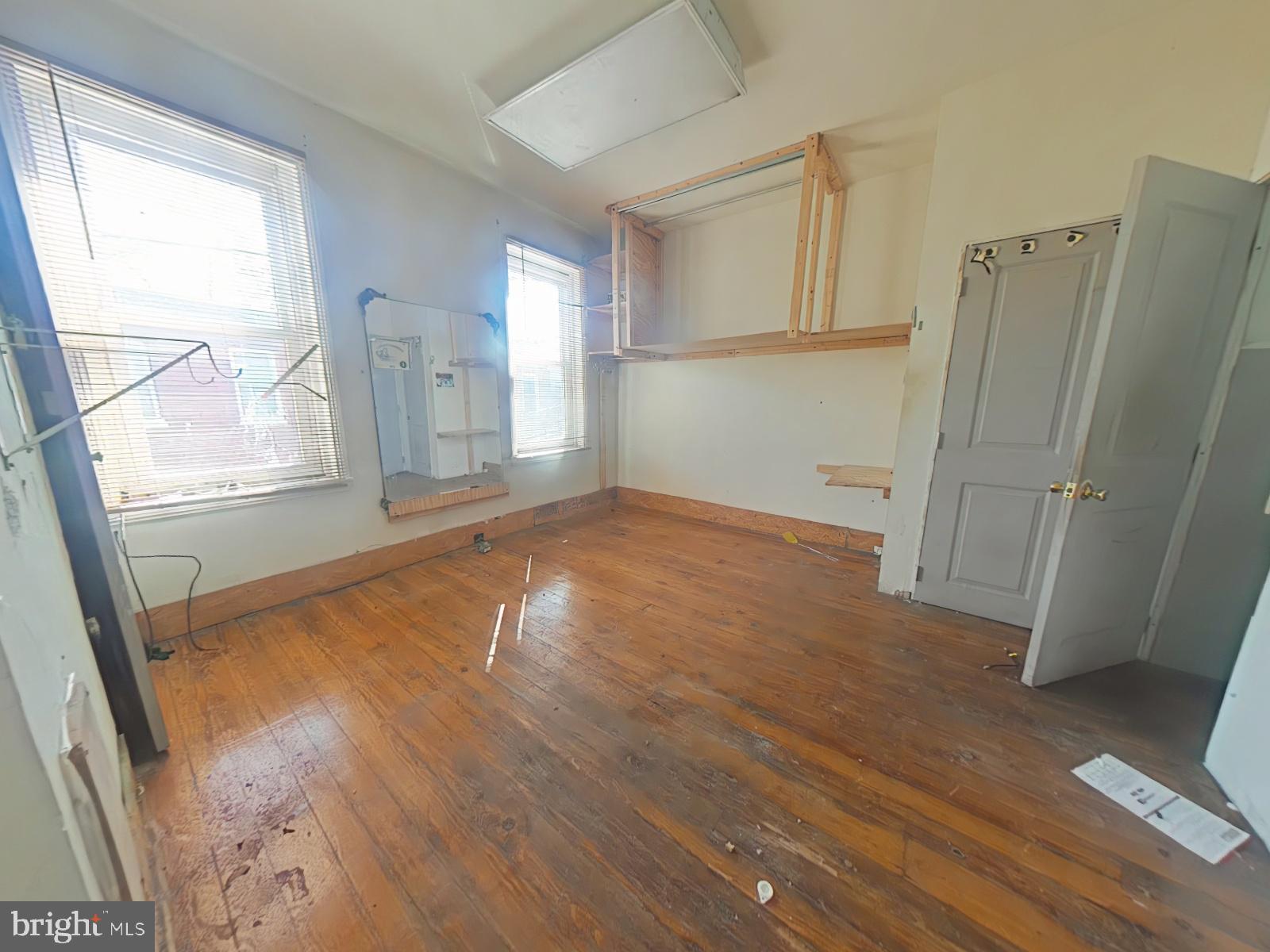 SHARSWOOD - Residential