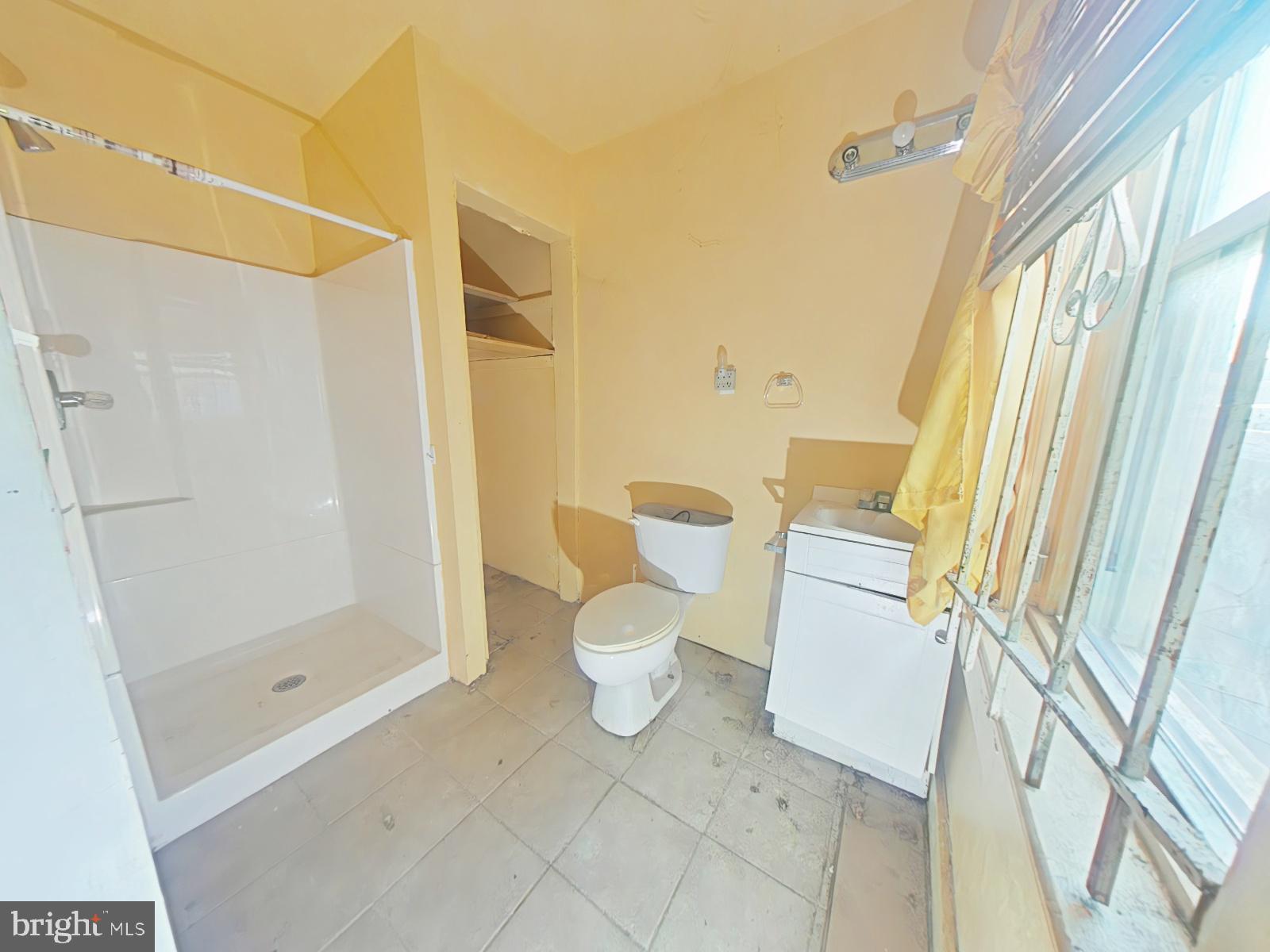 SHARSWOOD - Residential