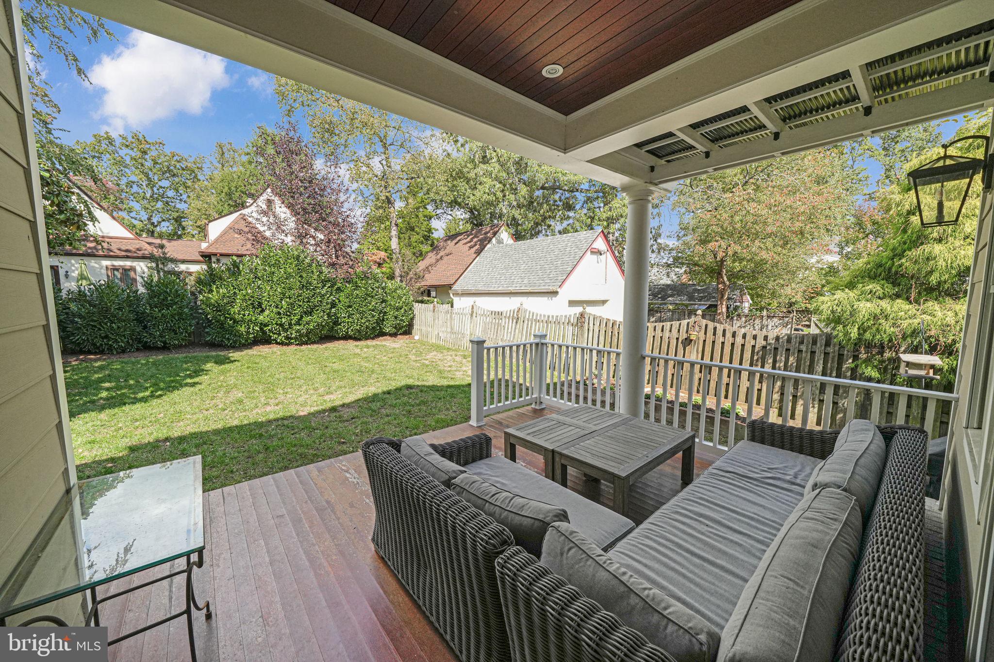 JEFFERSON PARK - Residential