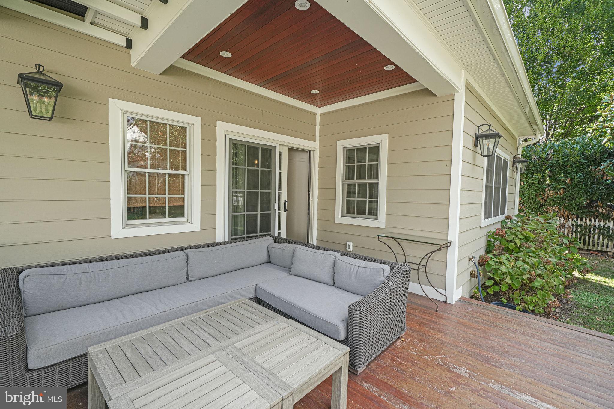 JEFFERSON PARK - Residential