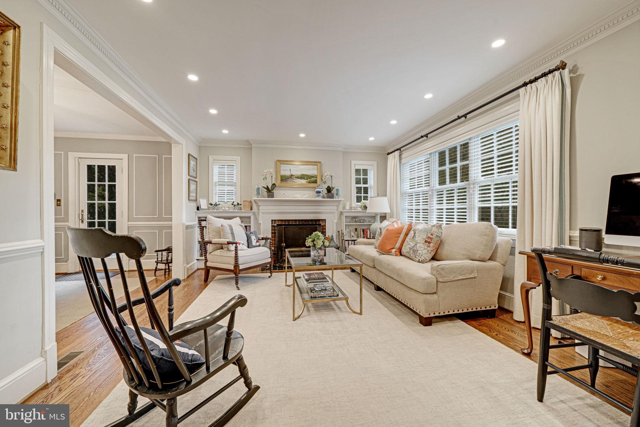 JEFFERSON PARK - Residential