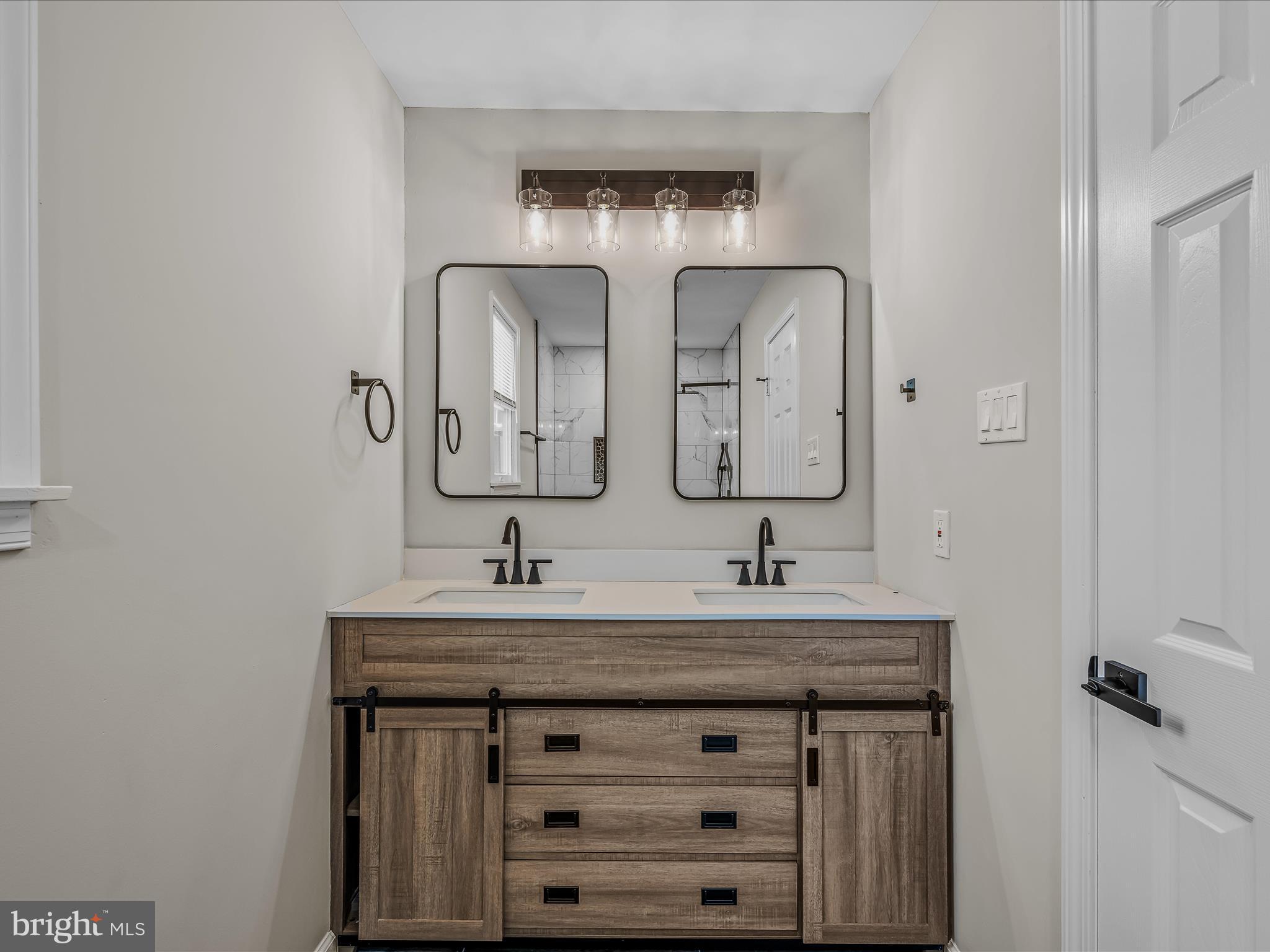 SHANNONDALE - Residential