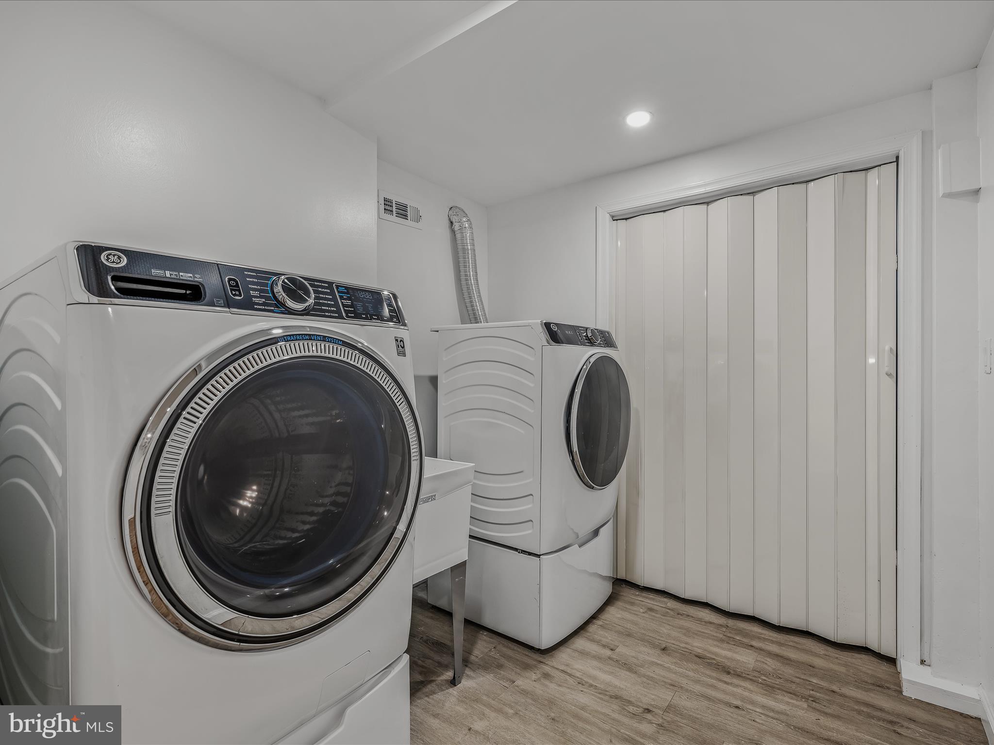 SHANNONDALE - Residential