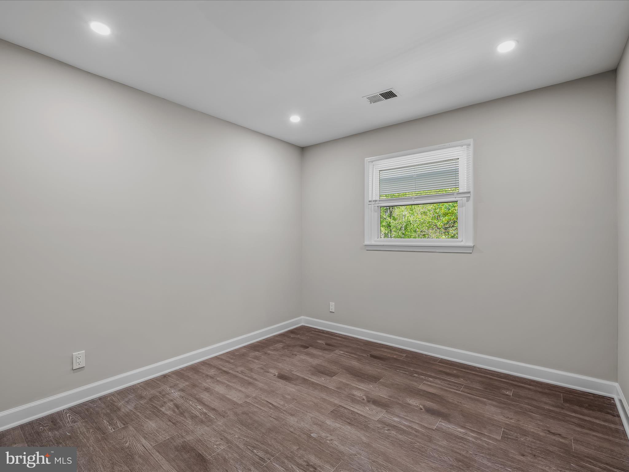 SHANNONDALE - Residential