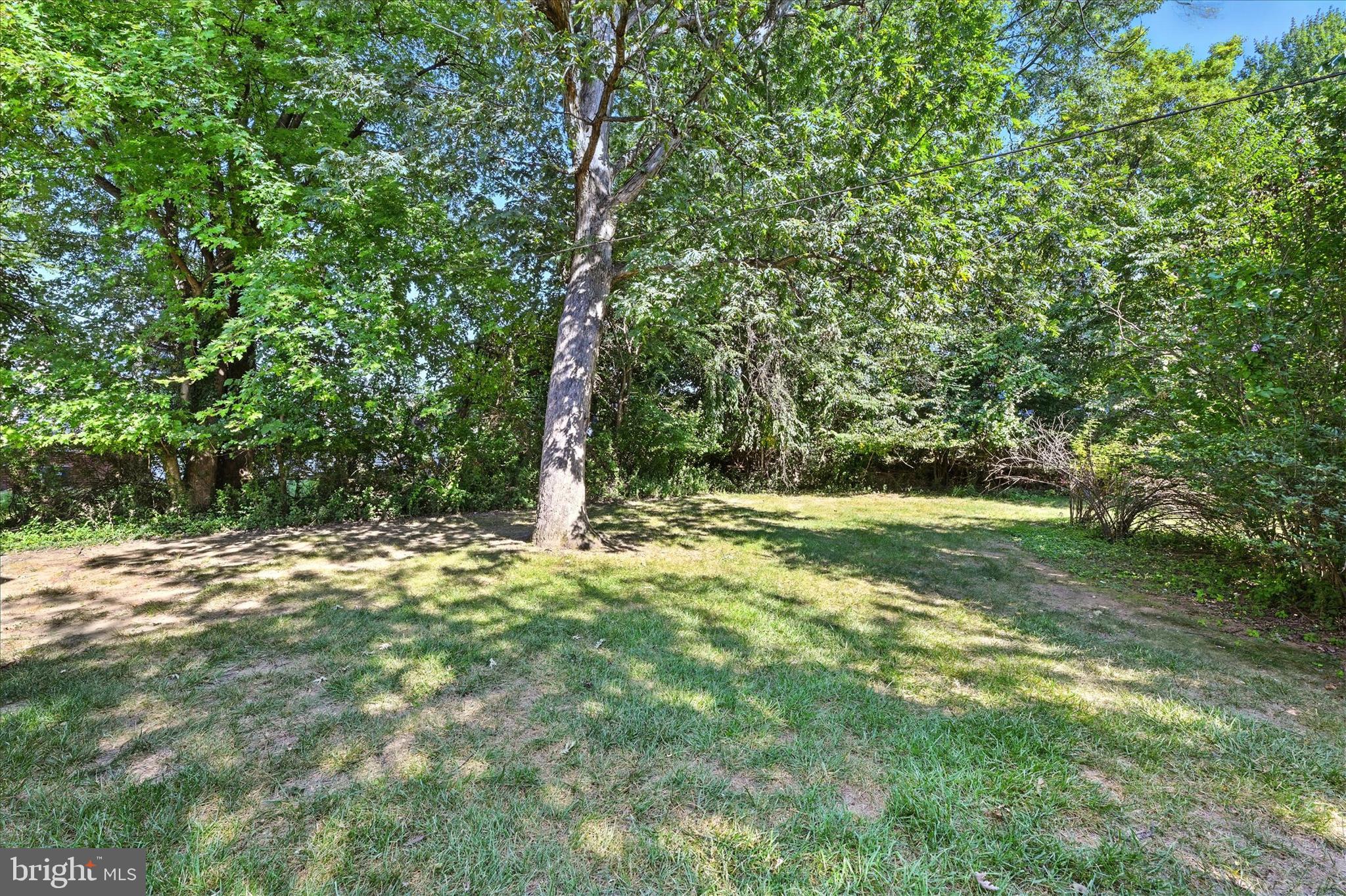 VALLEY STREAM - Residential