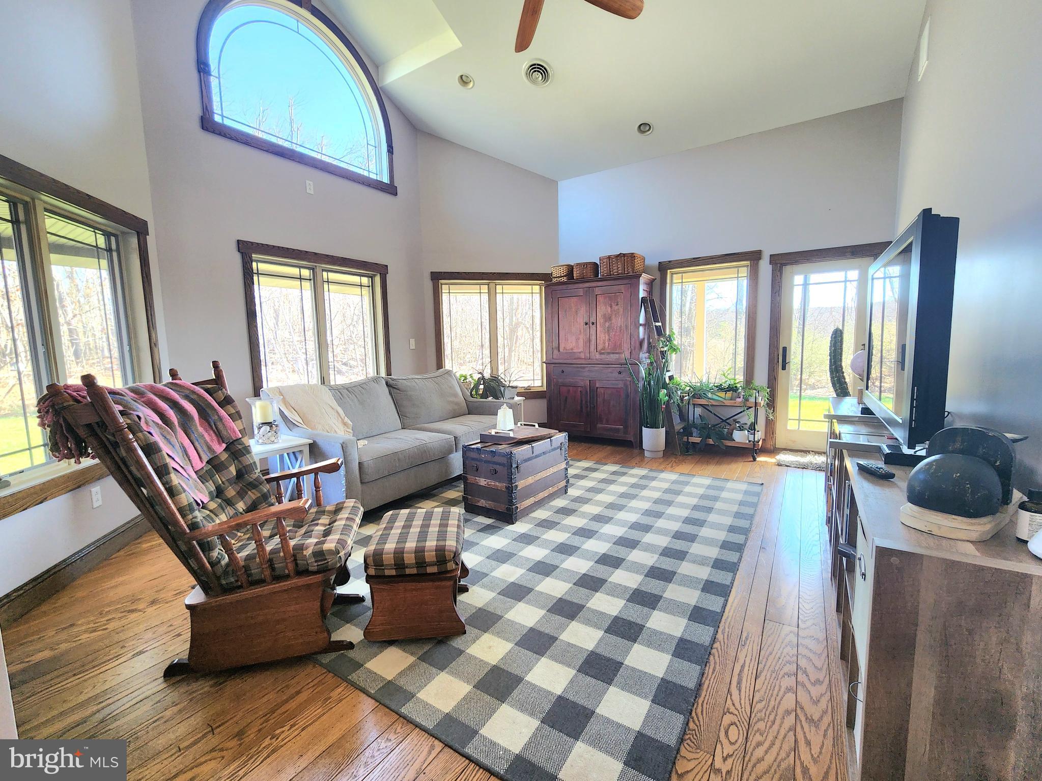 THE SUMMIT OF HARWOOD - Residential