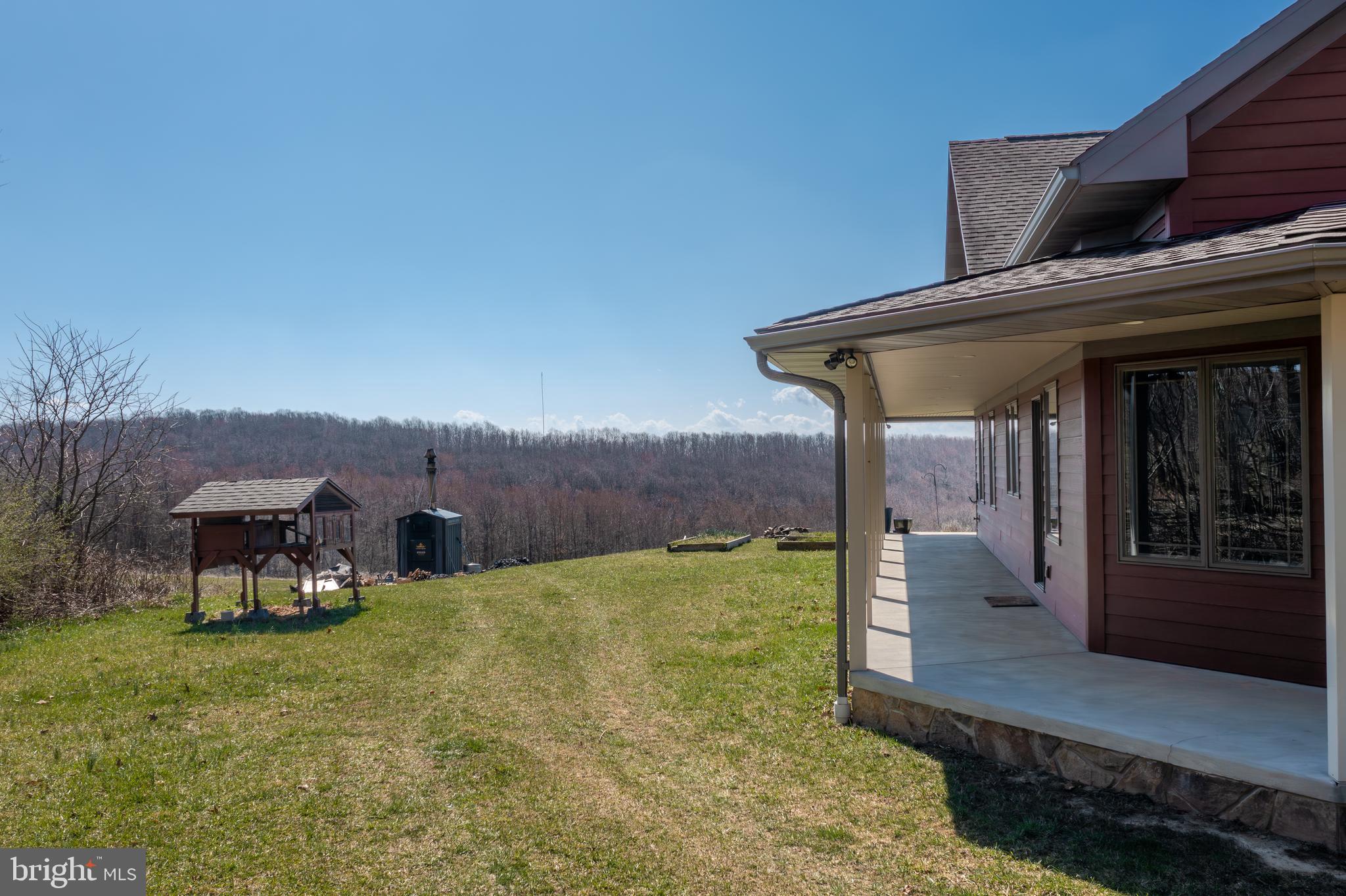 THE SUMMIT OF HARWOOD - Residential