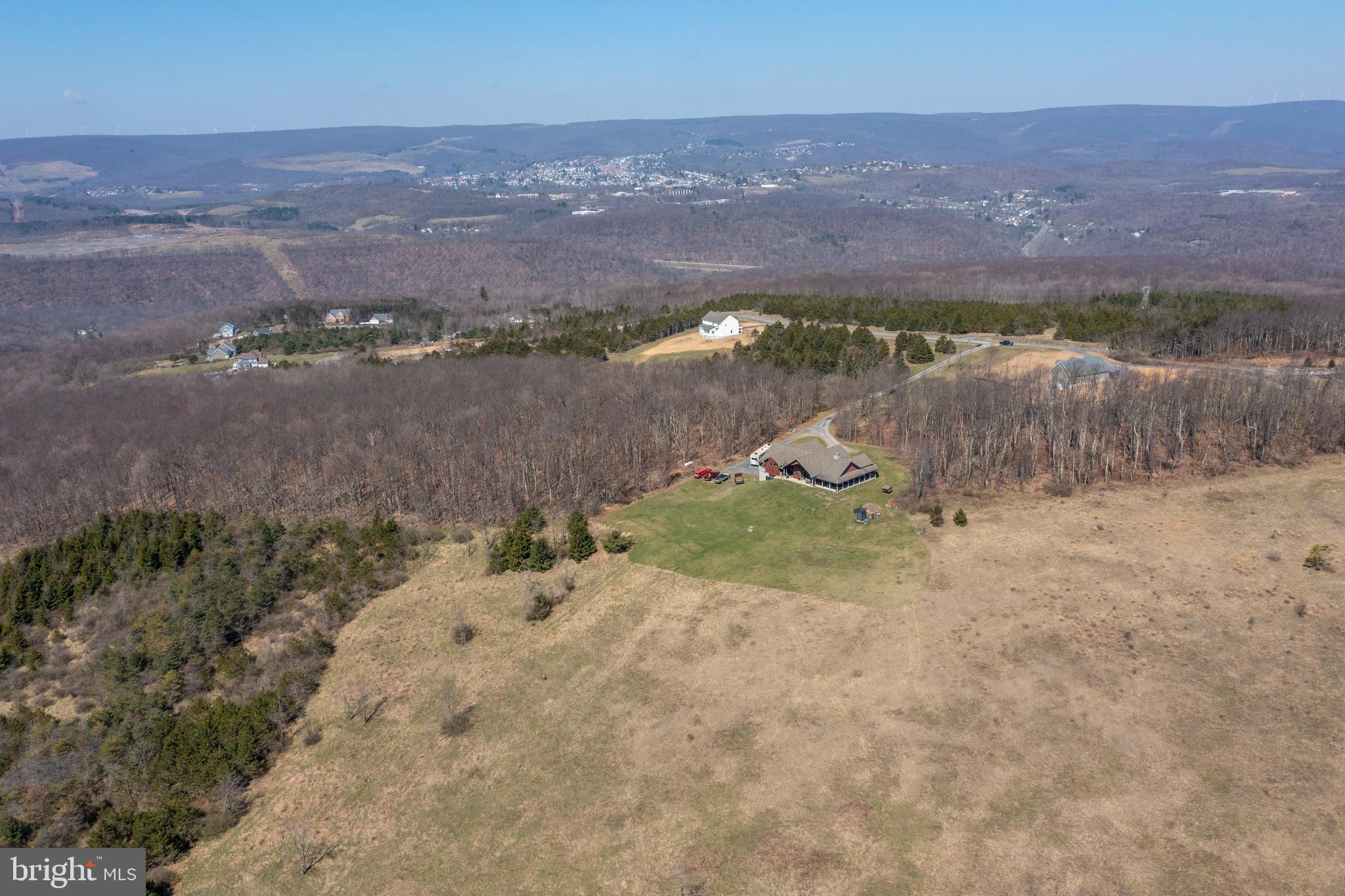THE SUMMIT OF HARWOOD - Residential