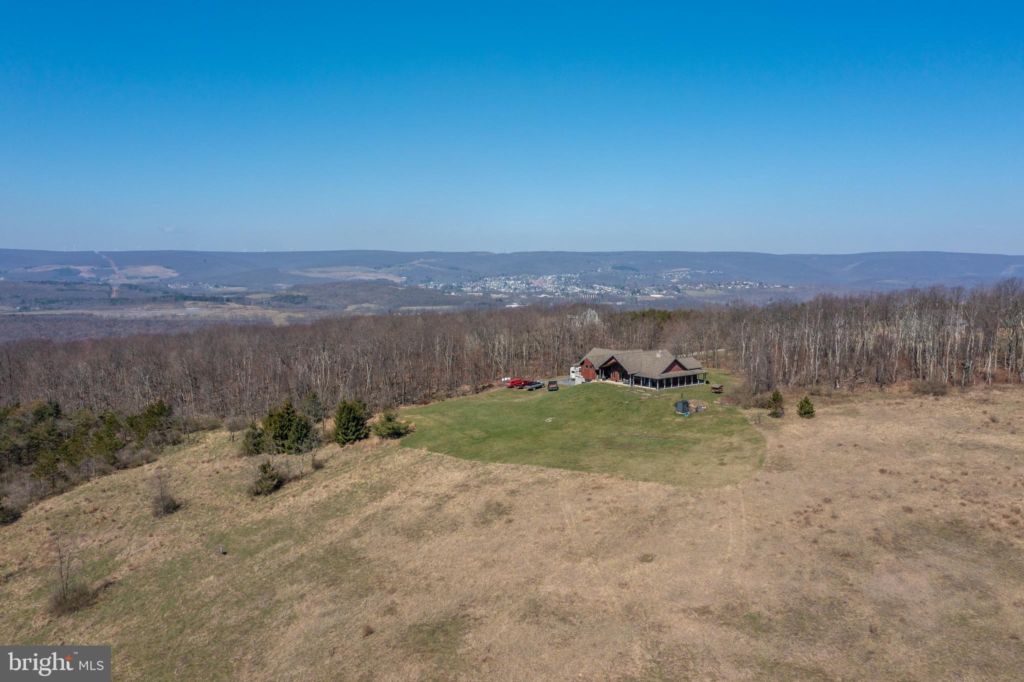 THE SUMMIT OF HARWOOD - Residential