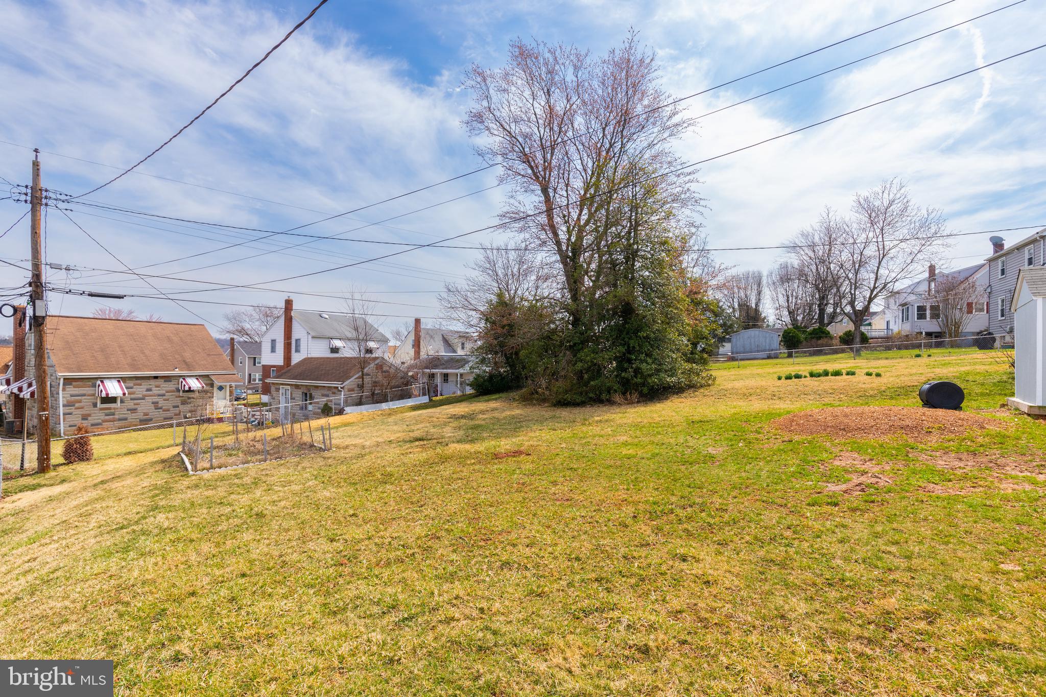 ARBOUR MANOR - Residential