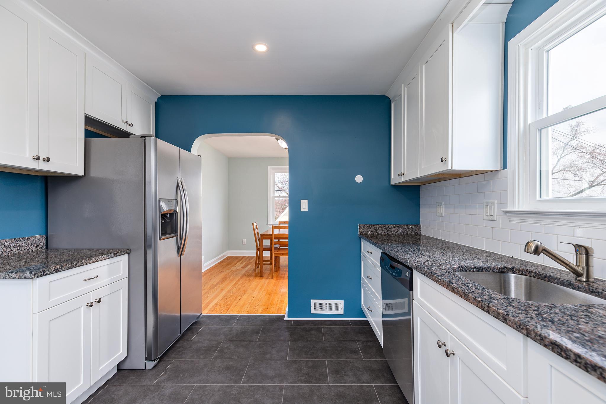 ARBOUR MANOR - Residential