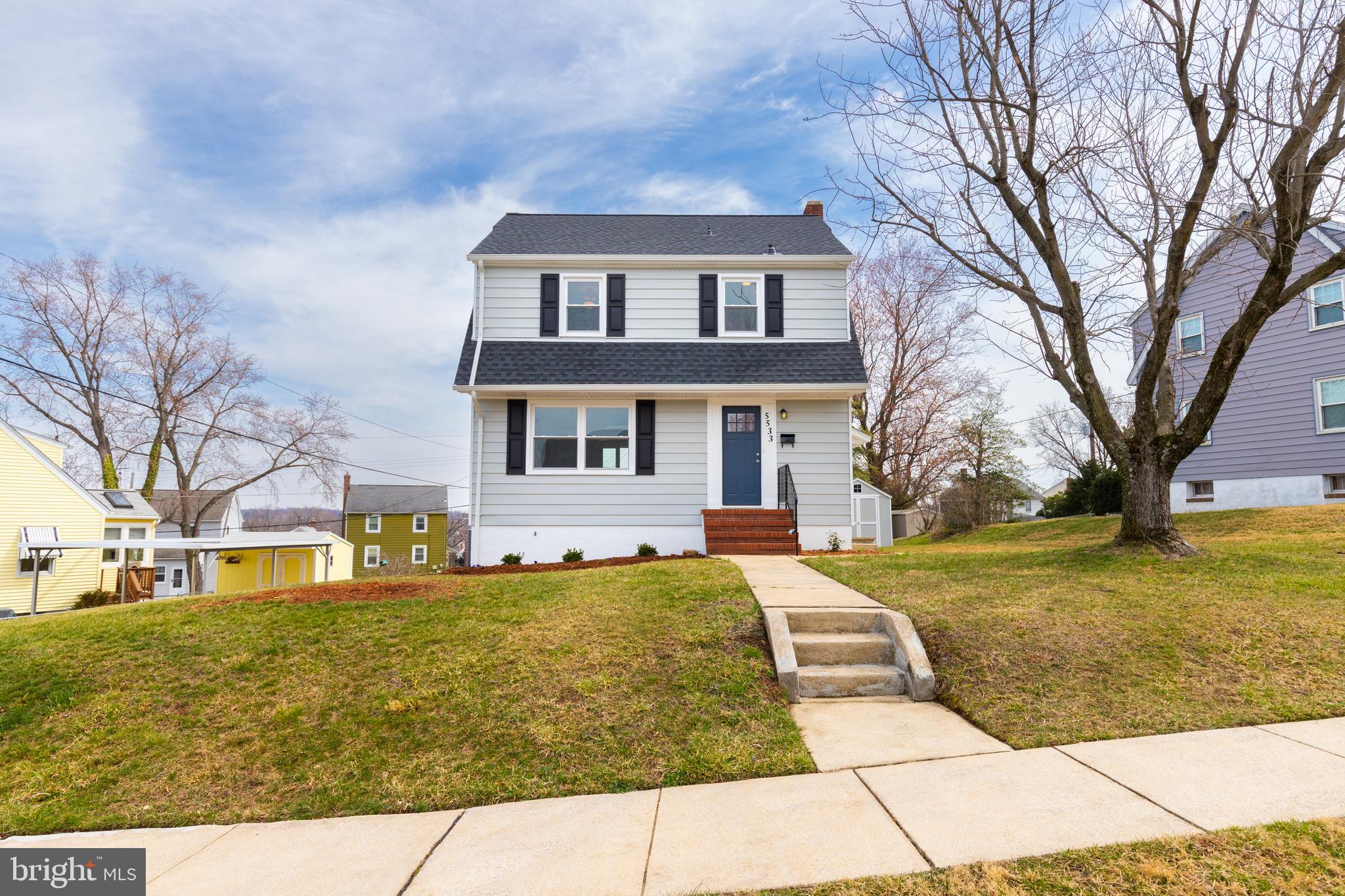 ARBOUR MANOR - Residential