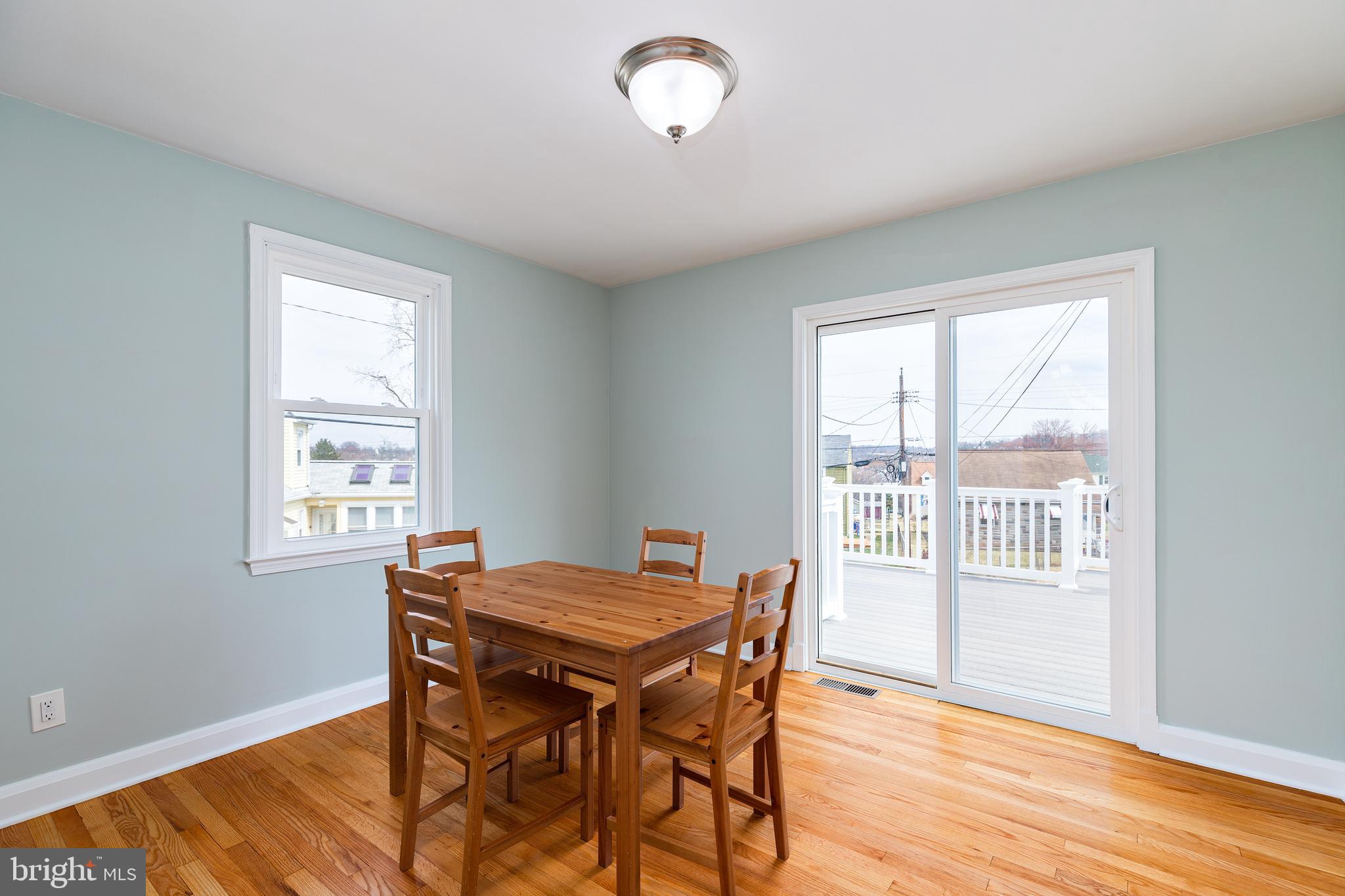 ARBOUR MANOR - Residential