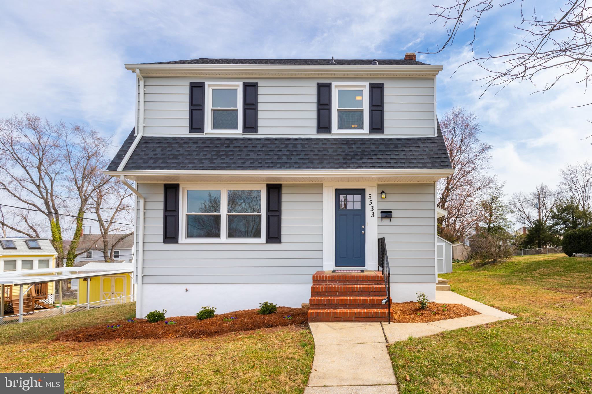 ARBOUR MANOR - Residential