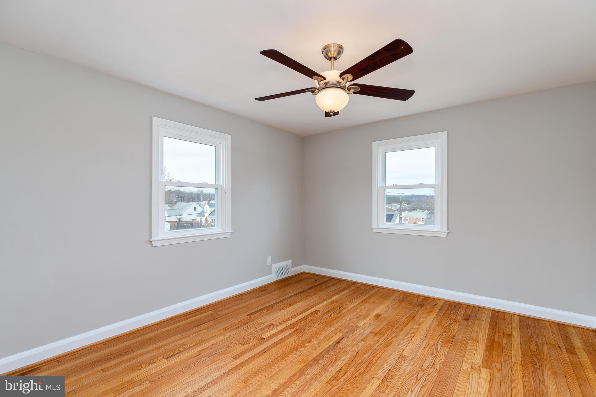 ARBOUR MANOR - Residential