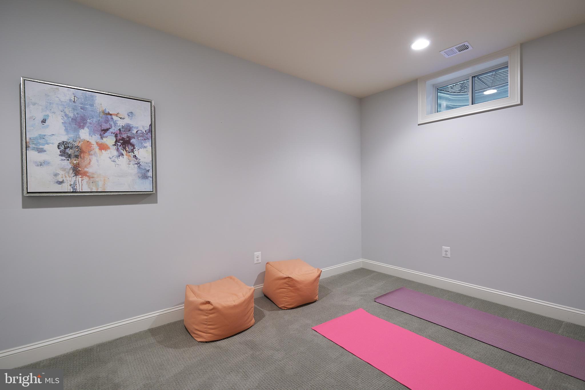 GLEN ECHO HEIGHTS - Residential