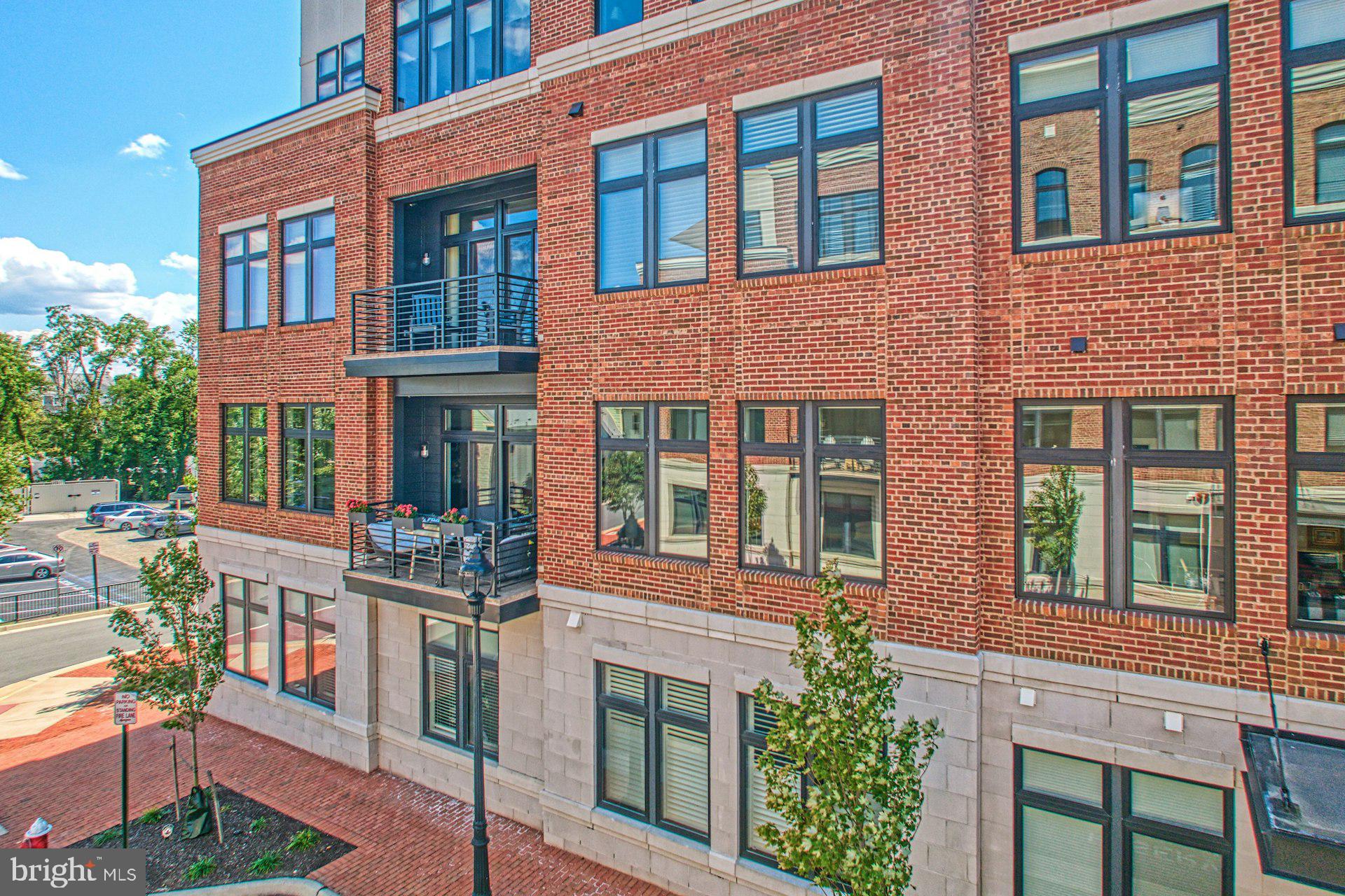 KING STREET STATION CONDO - Residential