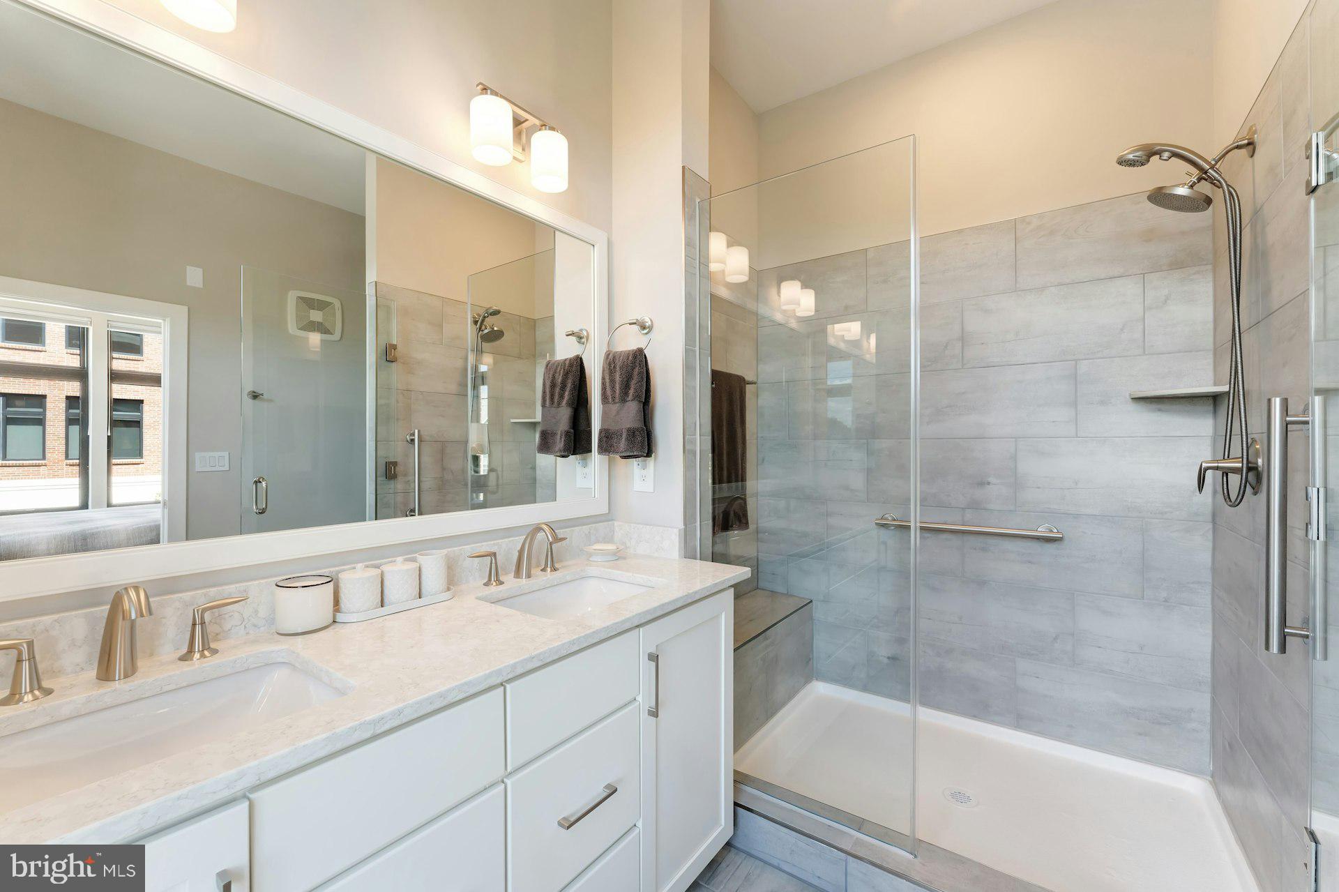 KING STREET STATION CONDO - Residential