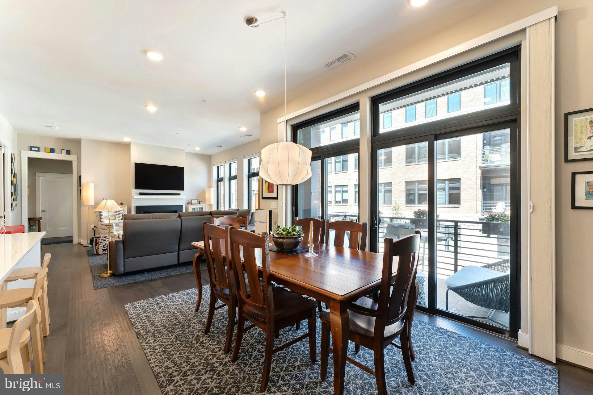 KING STREET STATION CONDO - Residential
