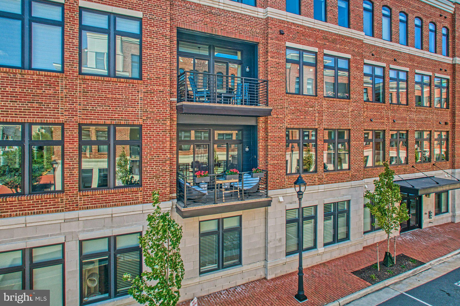 KING STREET STATION CONDO - Residential