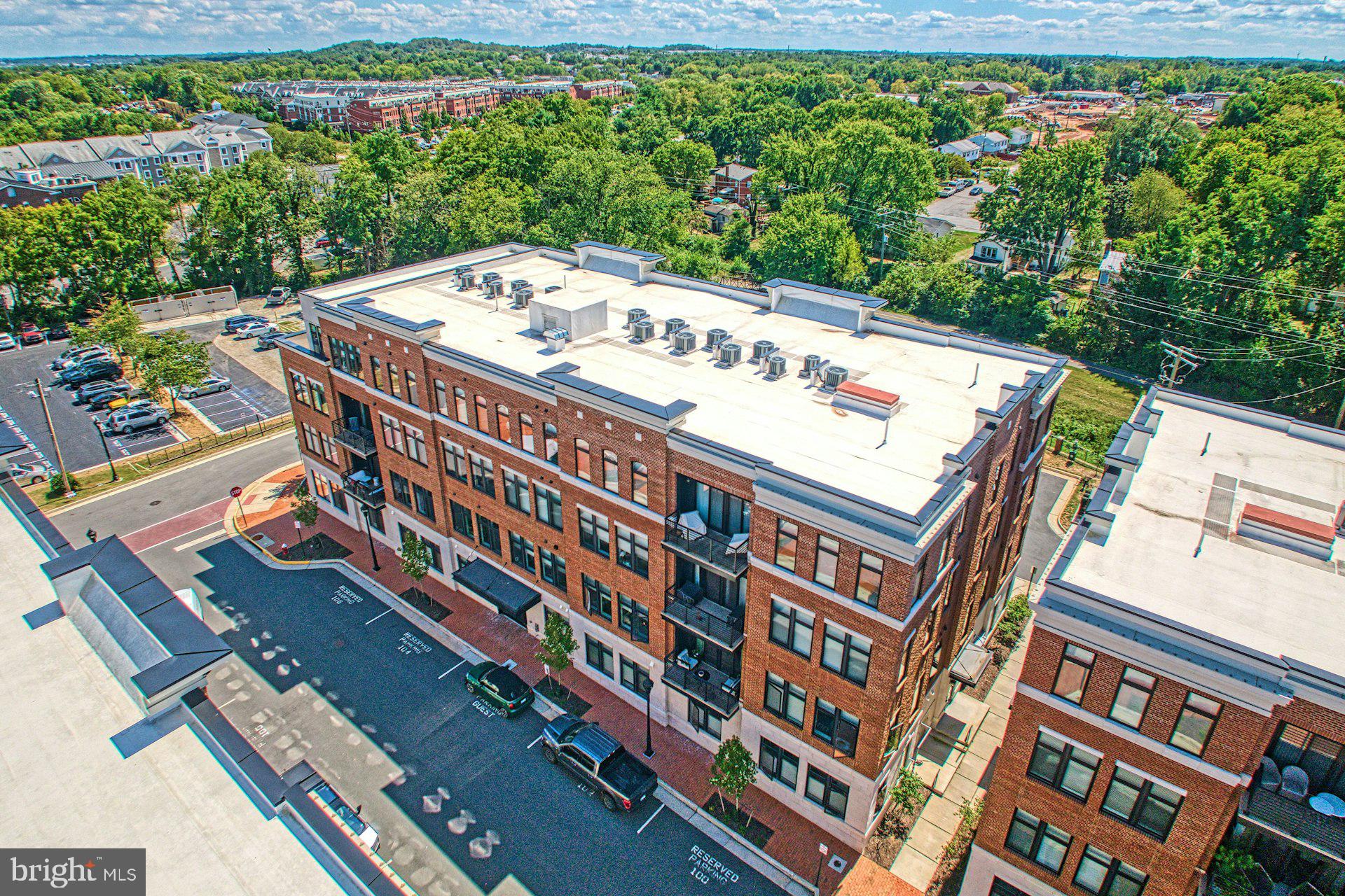 KING STREET STATION CONDO - Residential