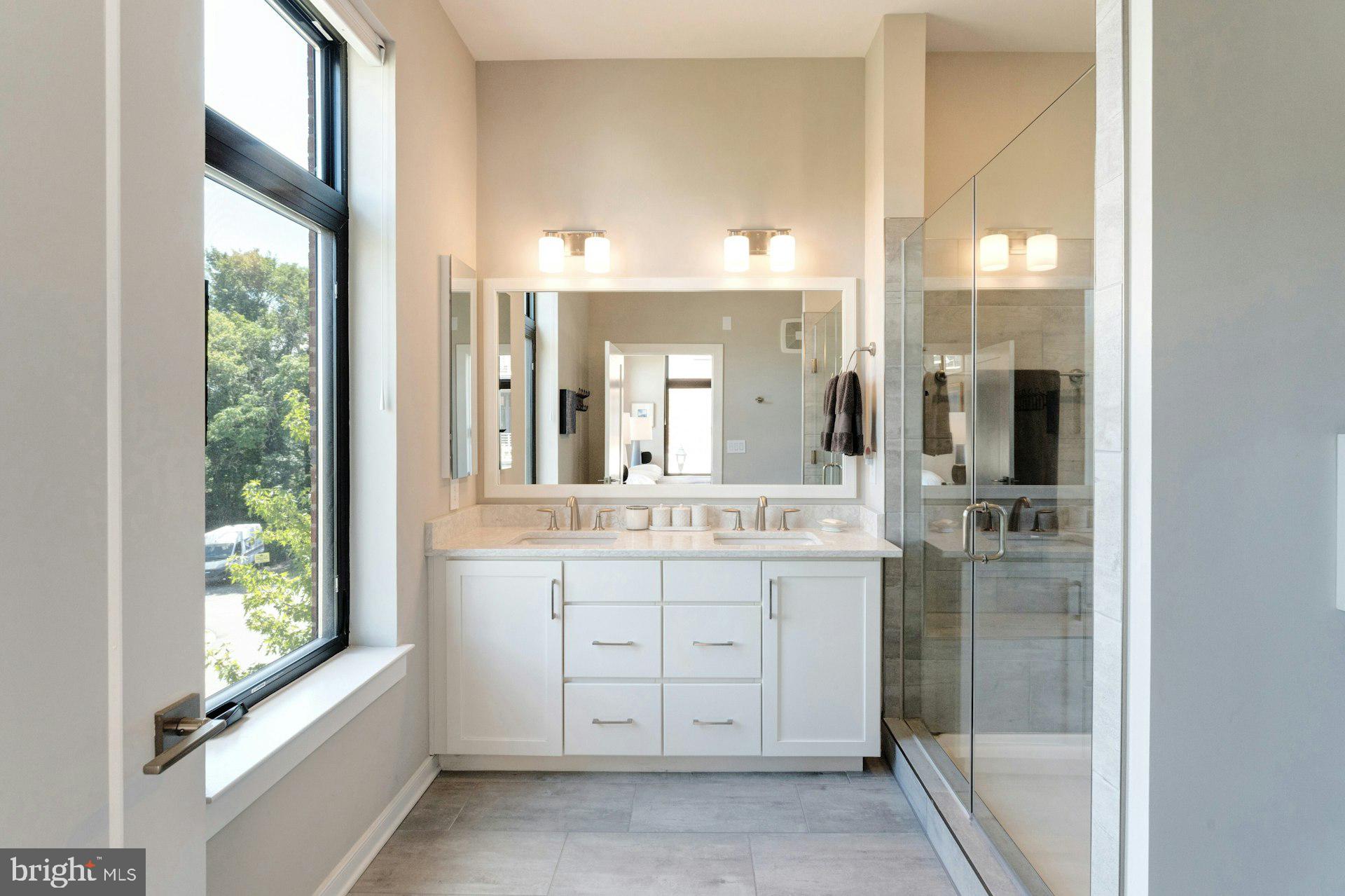 KING STREET STATION CONDO - Residential