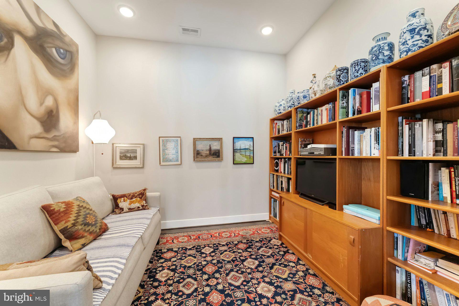 KING STREET STATION CONDO - Residential