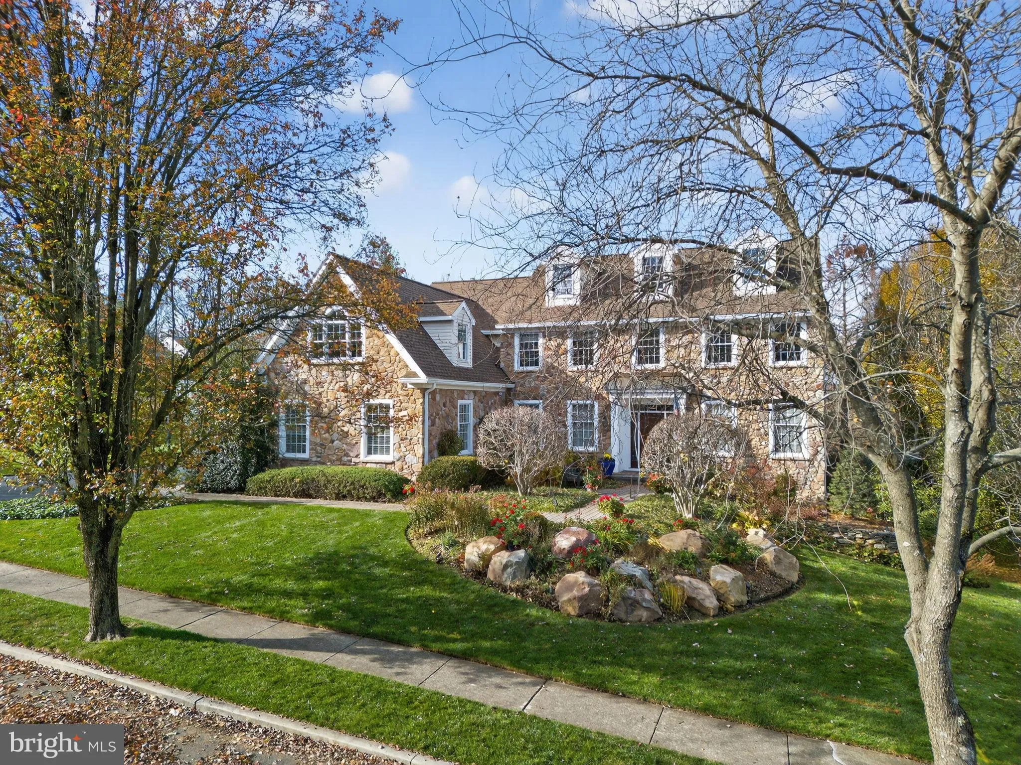 Macungie, Pennsylvania 18062, United States, 4 Bedrooms Bedrooms, ,4 BathroomsBathrooms,Residential,Pending,245279