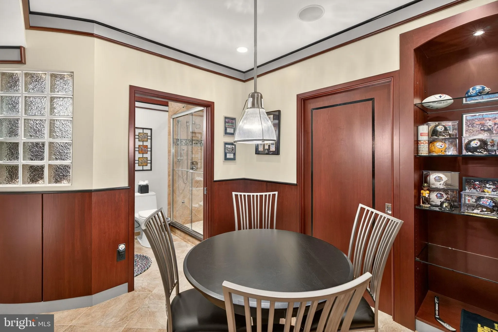 Macungie, Pennsylvania 18062, United States, 4 Bedrooms Bedrooms, ,4 BathroomsBathrooms,Residential,Pending,245279