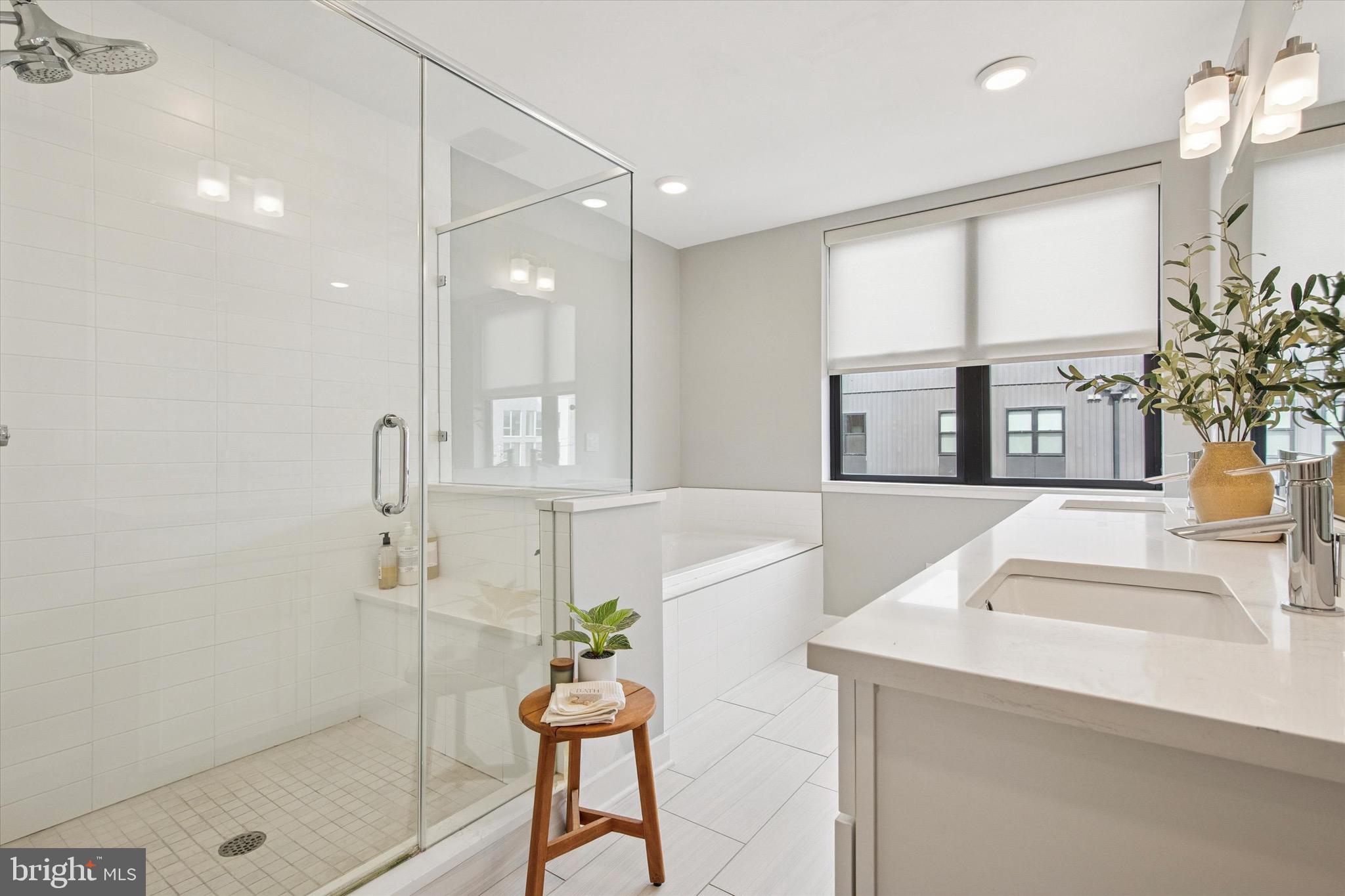 MANAYUNK - Residential