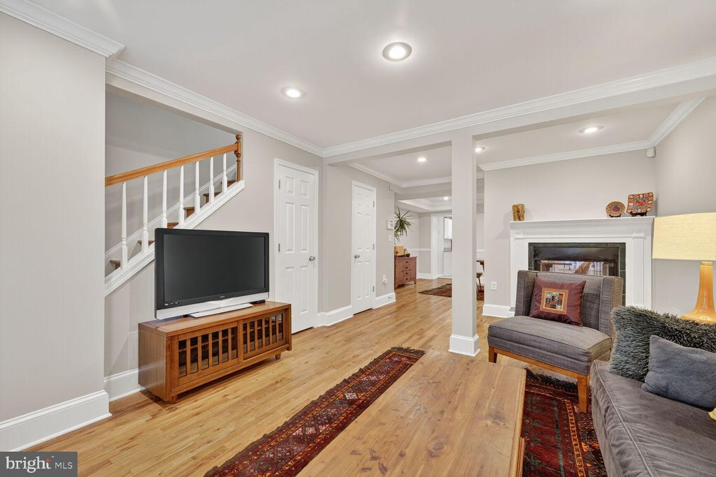 Photo of 2261 12th Street NW, WASHINGTON, DC 20009 (MLS # DCDC2224616)