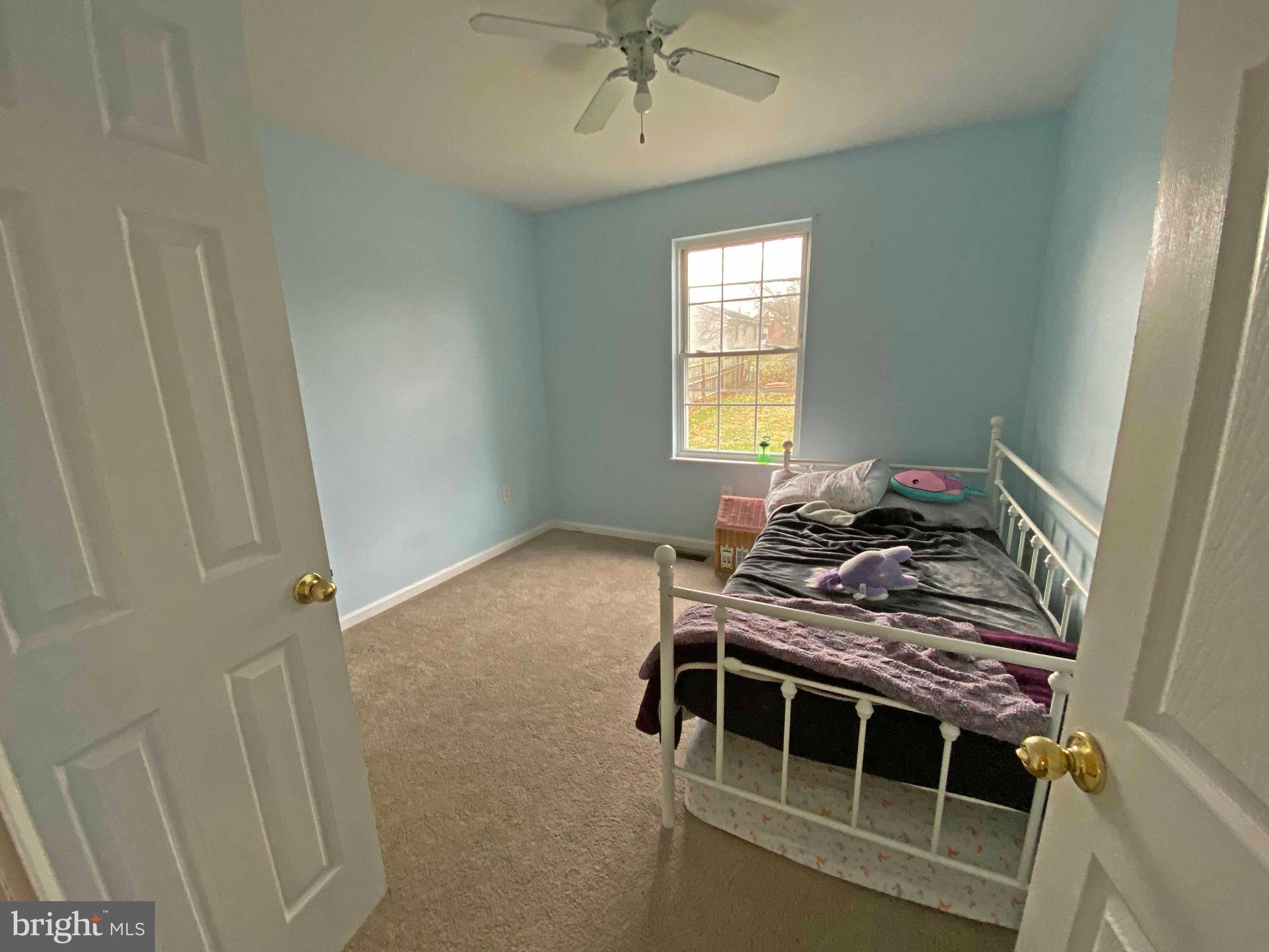 DUTCH LANE - Residential