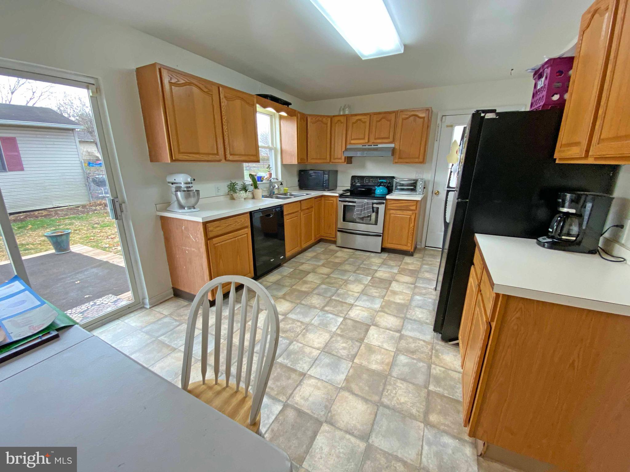 DUTCH LANE - Residential