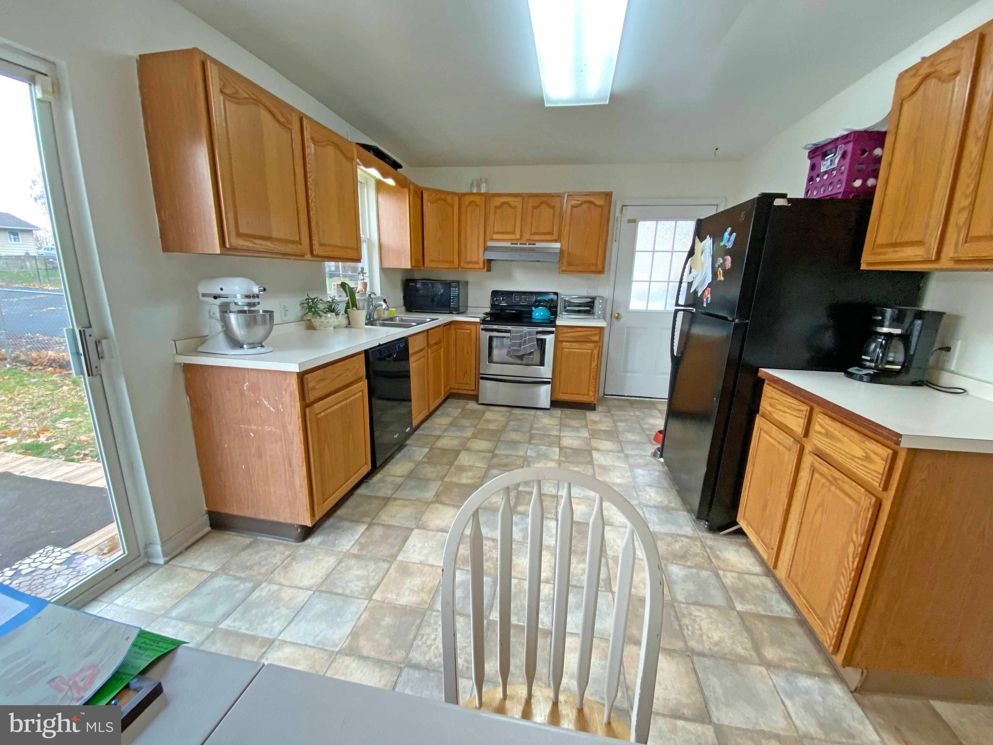 DUTCH LANE - Residential