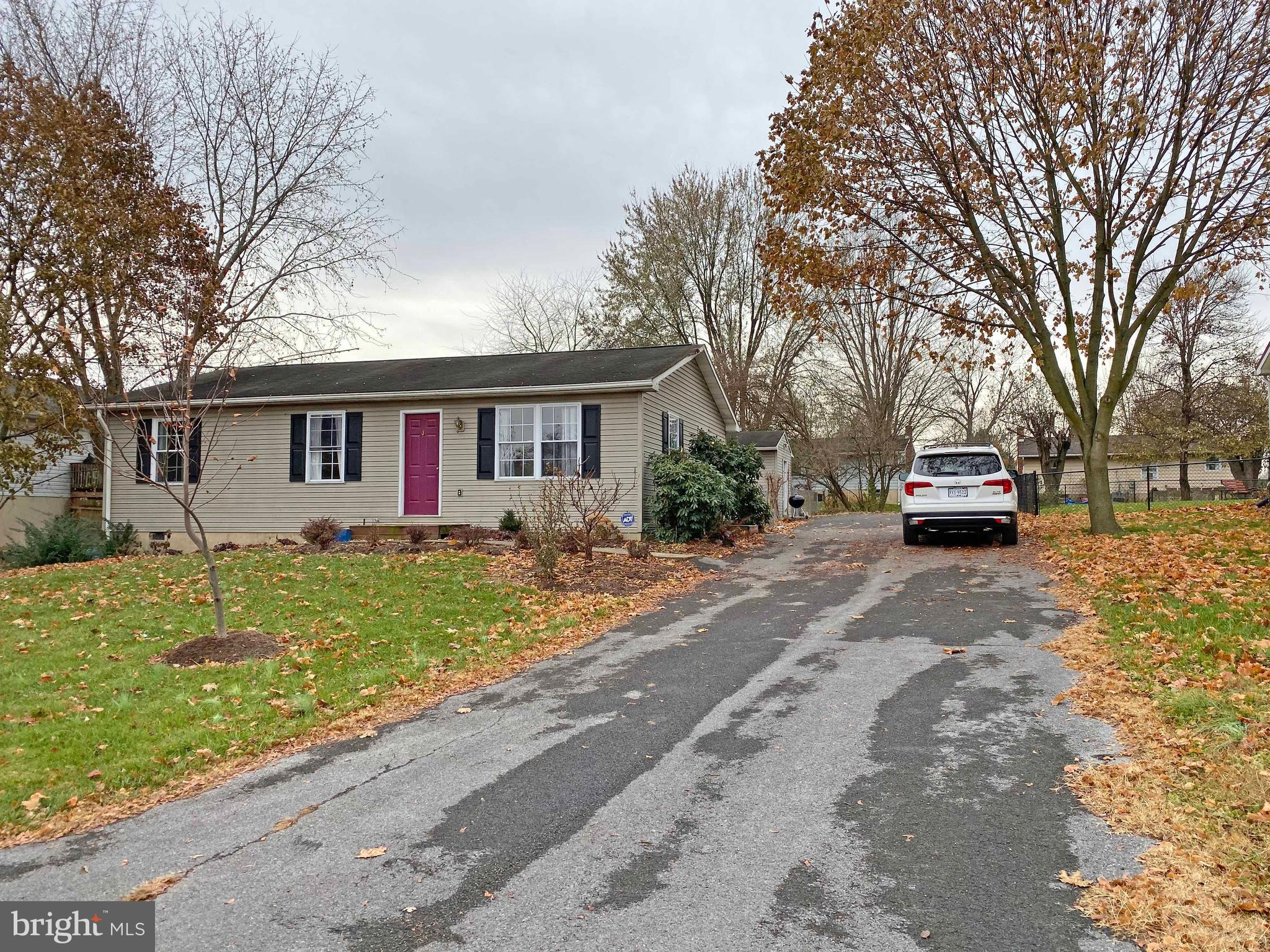 DUTCH LANE - Residential