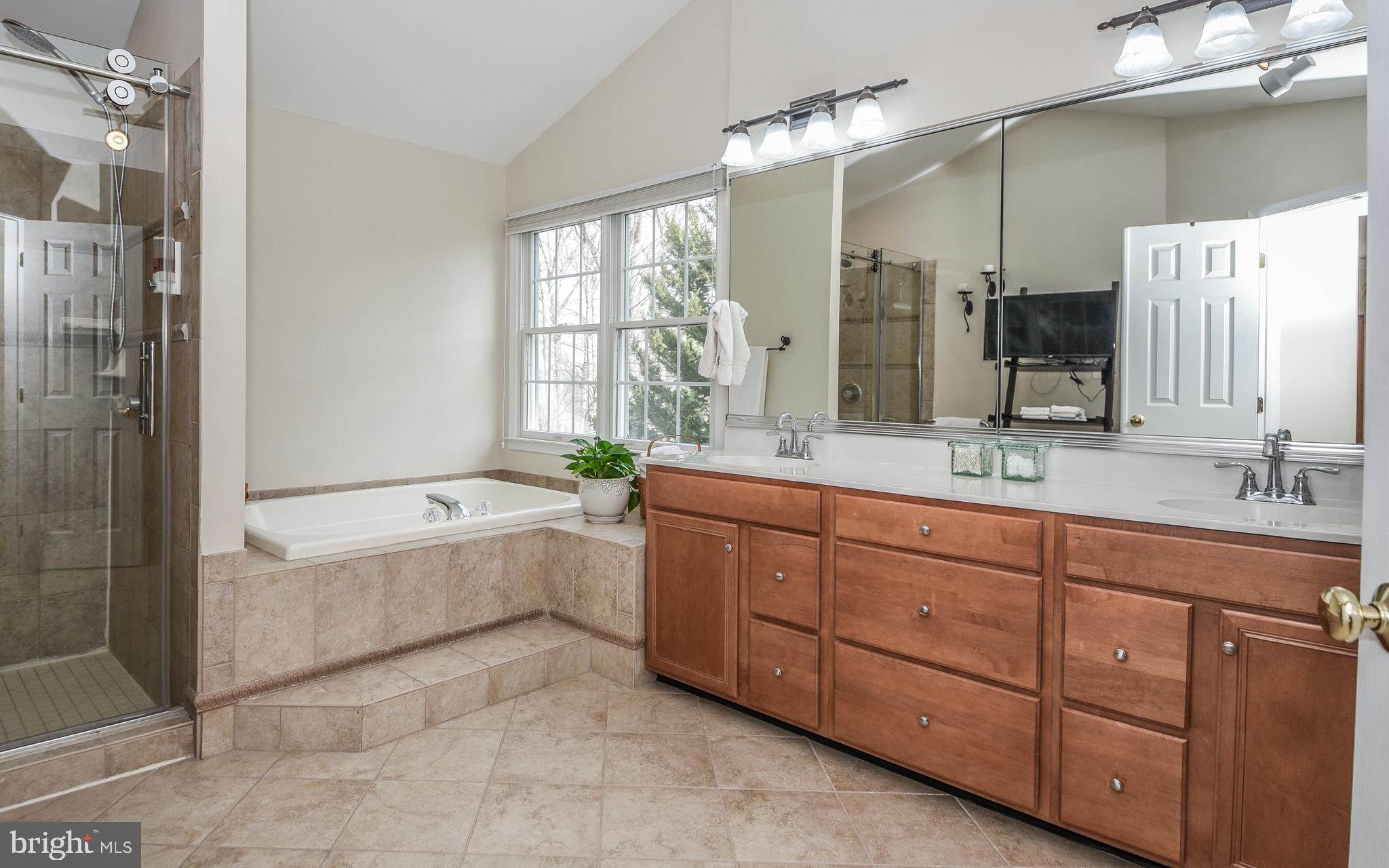 BUCKINGHAM FOREST - Residential