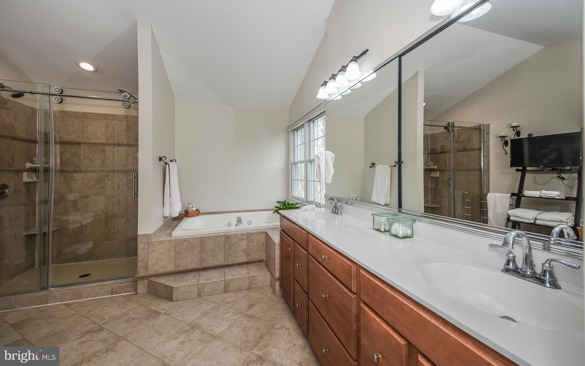 BUCKINGHAM FOREST - Residential