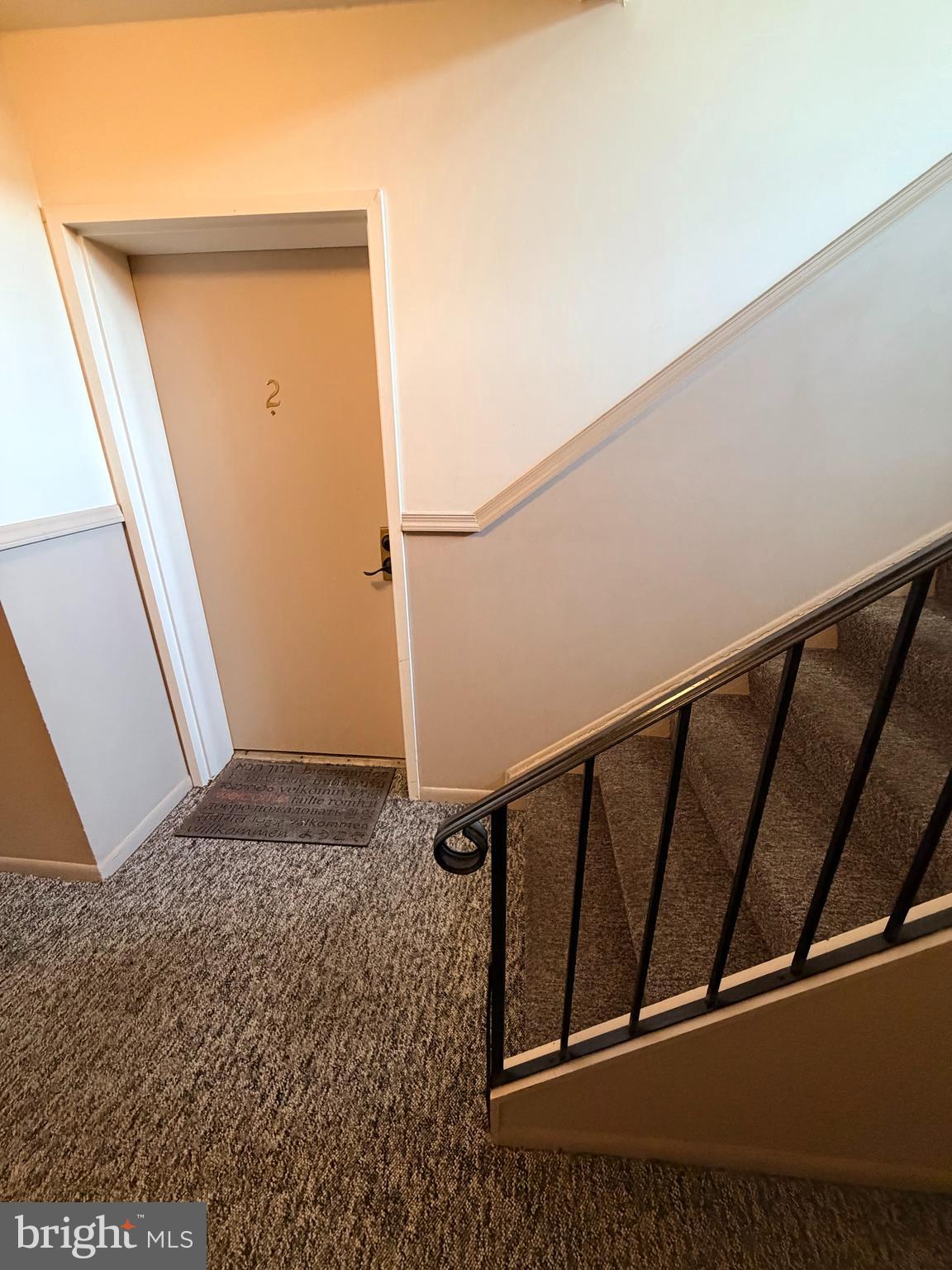 ENGLISH VILLAGE - Residential