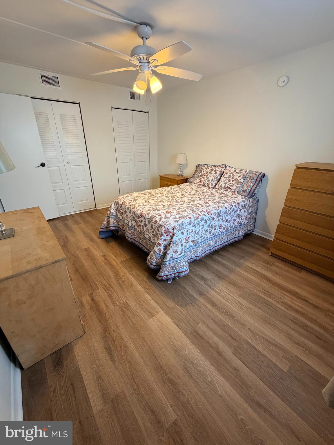 ENGLISH VILLAGE - Residential